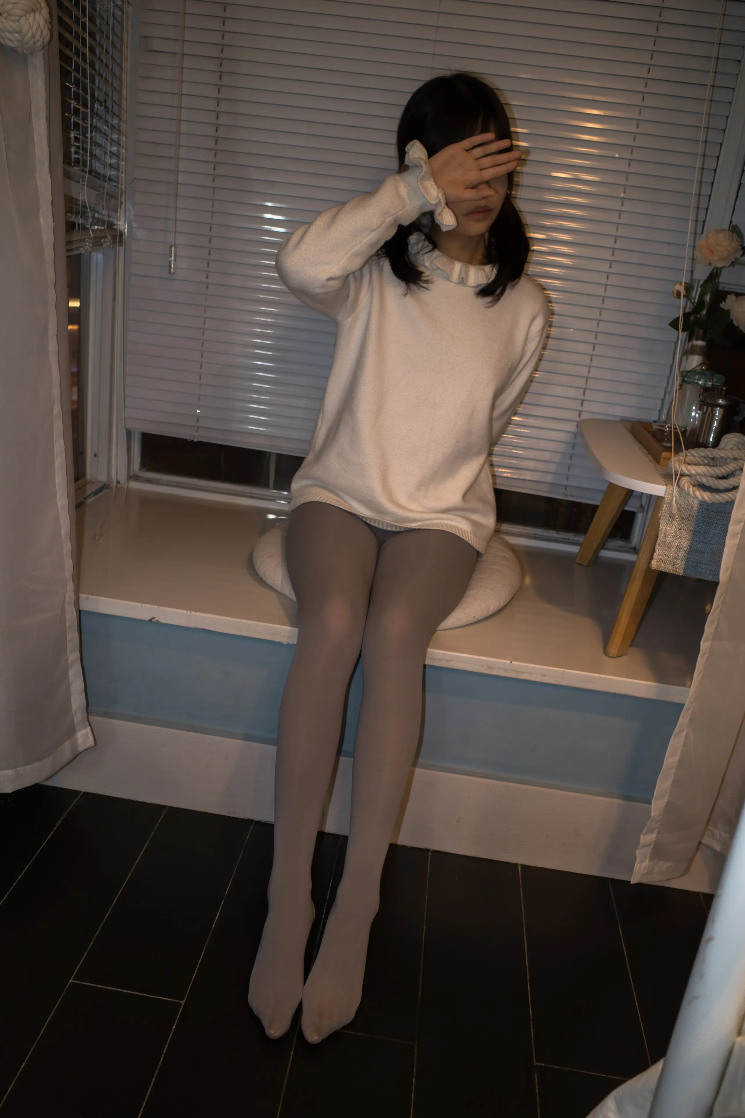 森萝财团 番外 002 小香 灰丝80D [92P]