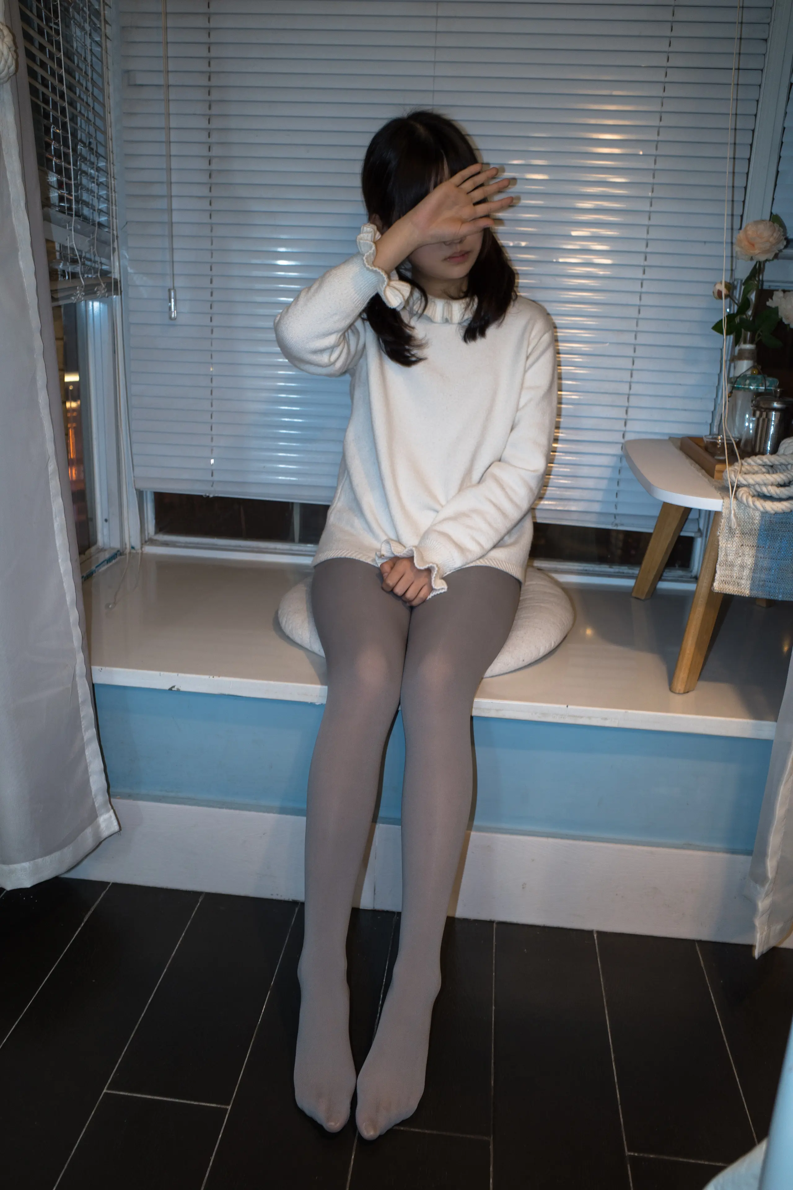 森萝财团 番外 002 小香 灰丝80D [92P]