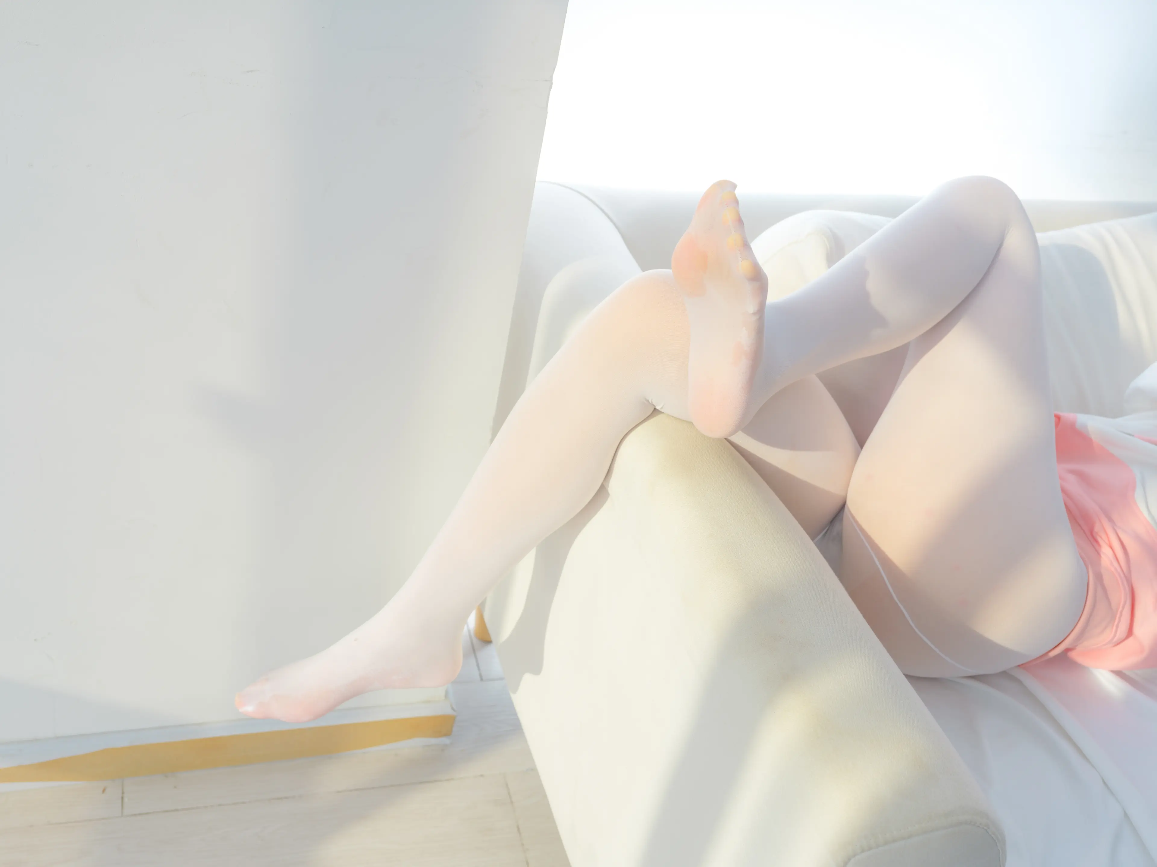 森萝财团 雨云 02E [144P]