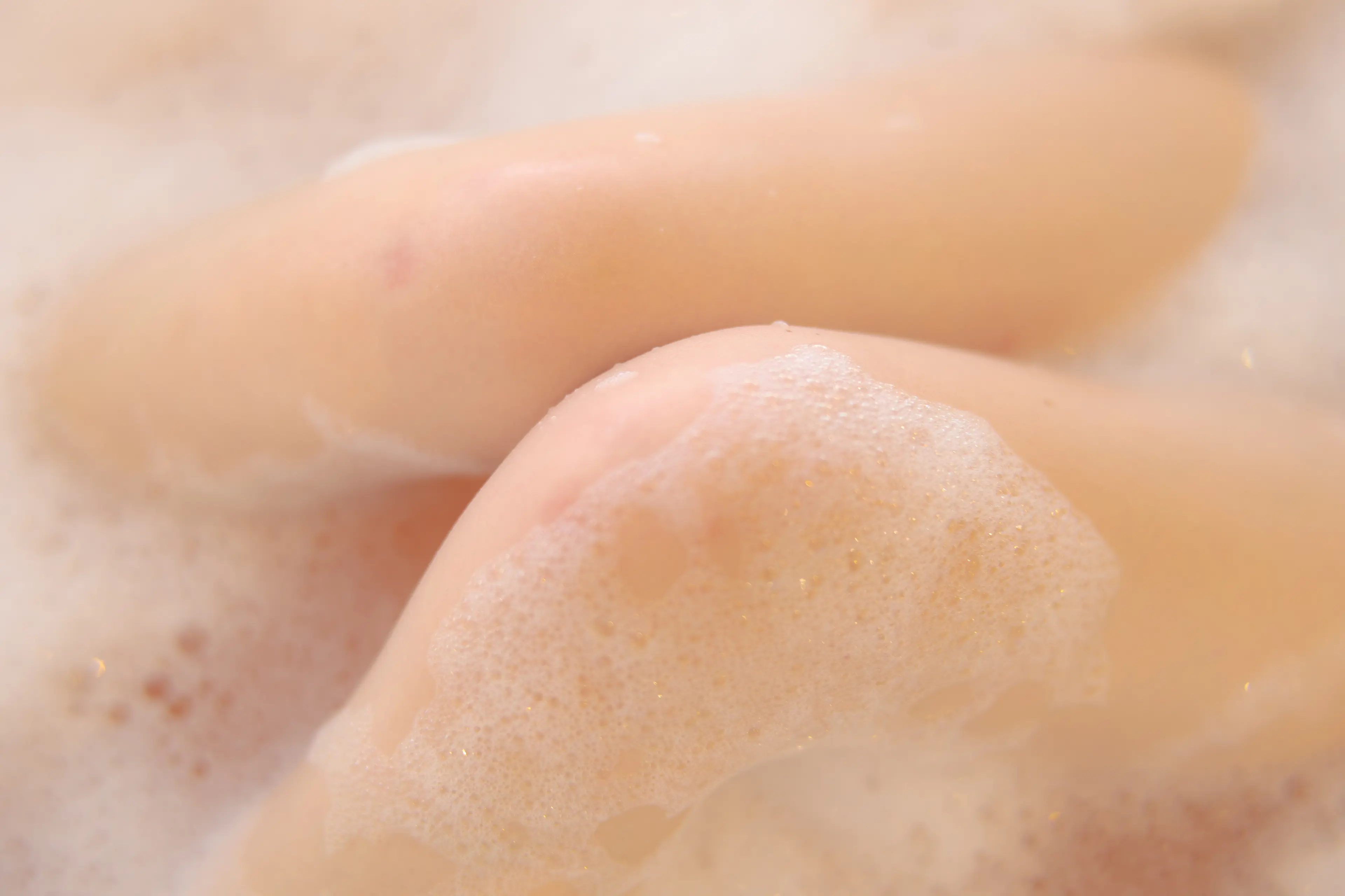 森萝财团 AIKA万元私定 浴缸少女 全裸泡泡浴 [158P]