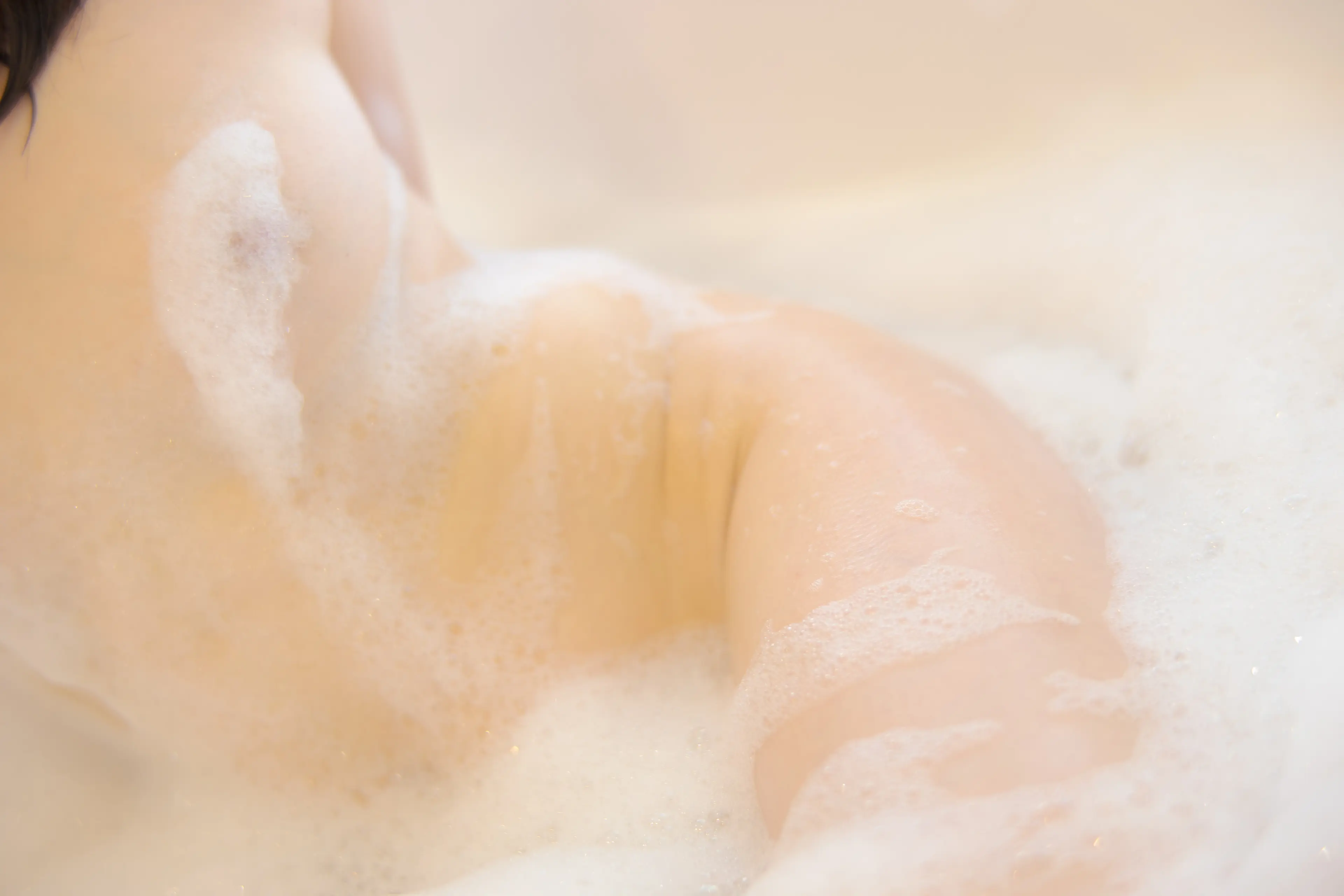 森萝财团 AIKA万元私定 浴缸少女 全裸泡泡浴 [158P]