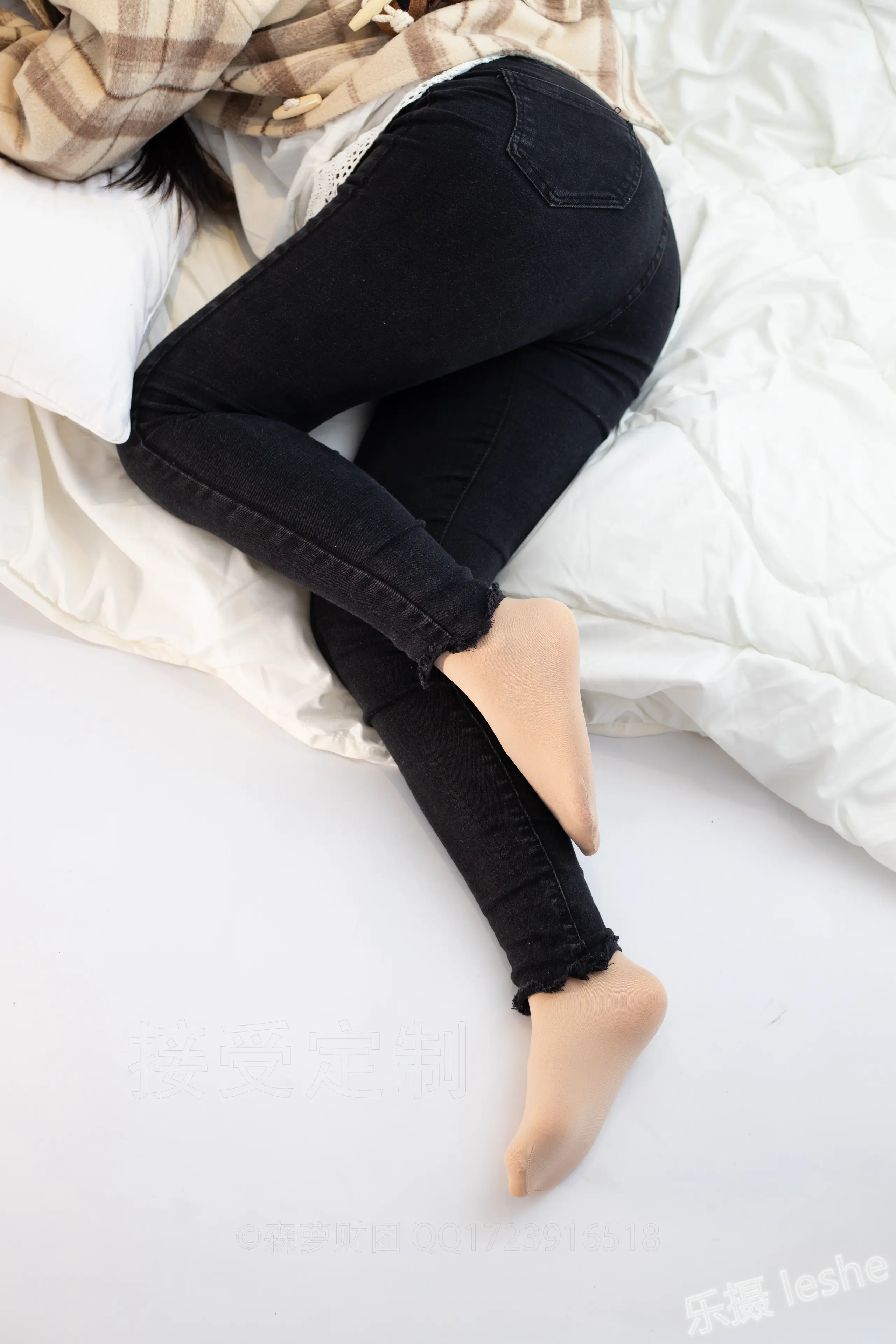 森萝财团 ALPHA 初冬肉丝妹妹泡脚 [121P]