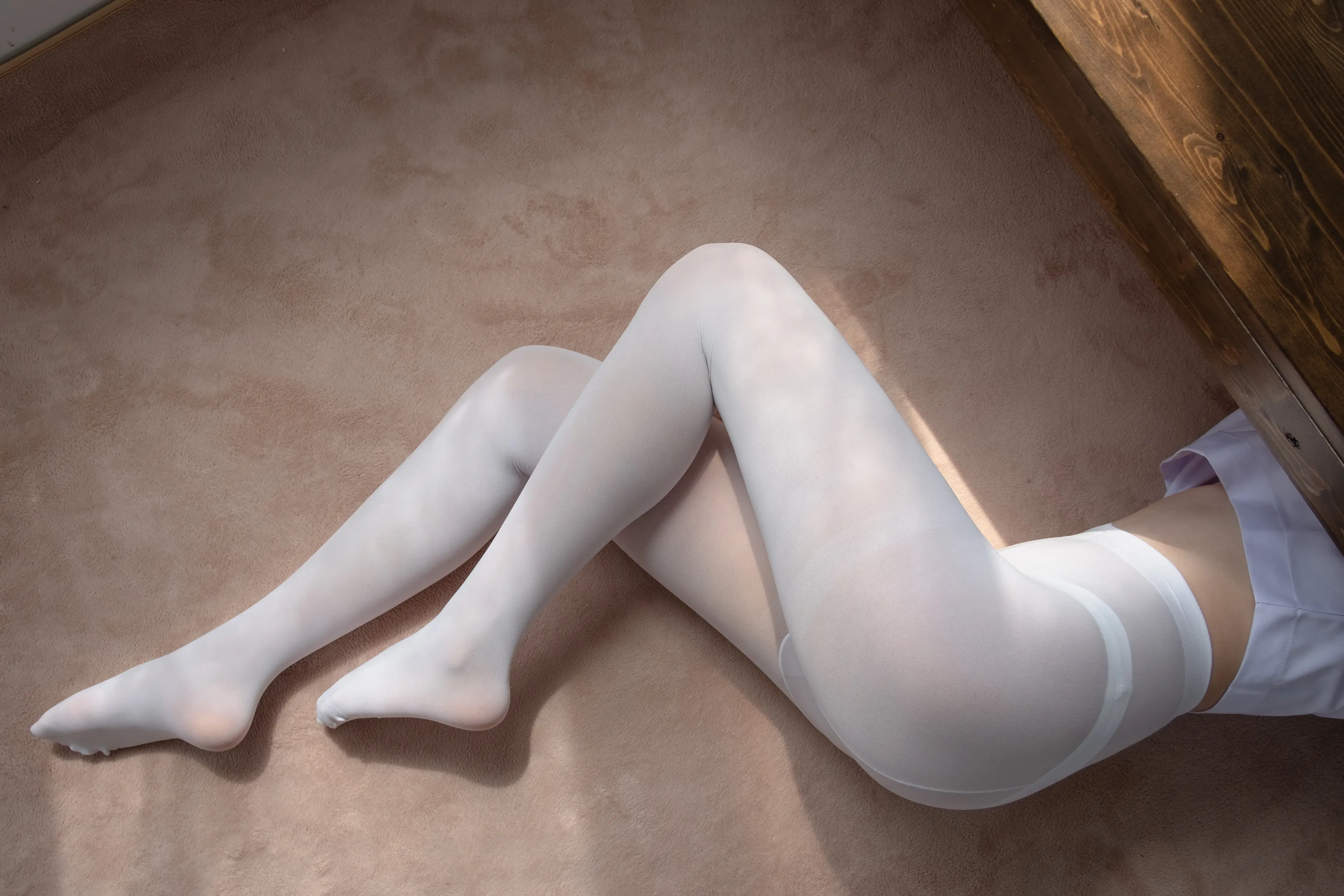 森萝财团 ALPHA 白丝水手服 [144P]