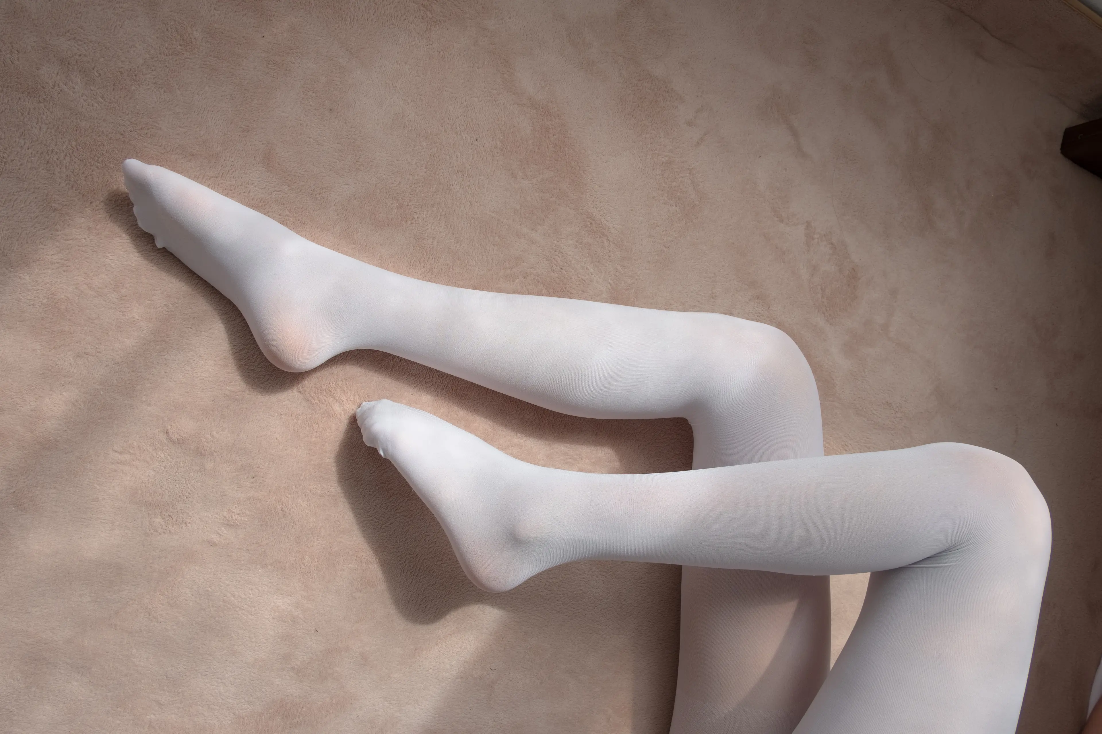 森萝财团 ALPHA 白丝水手服 [144P]