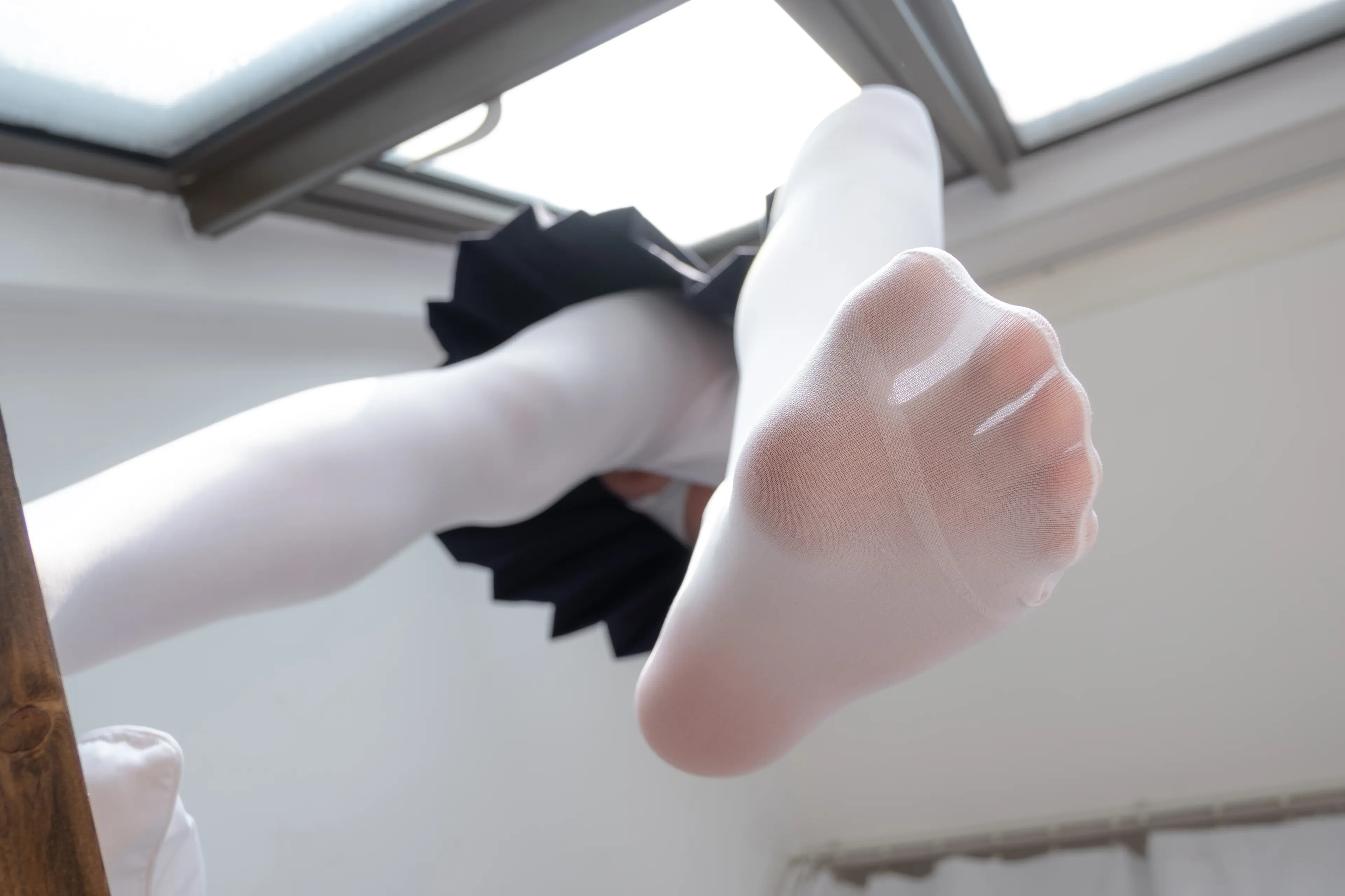 森萝财团 ALPHA 白丝水手服 [144P]