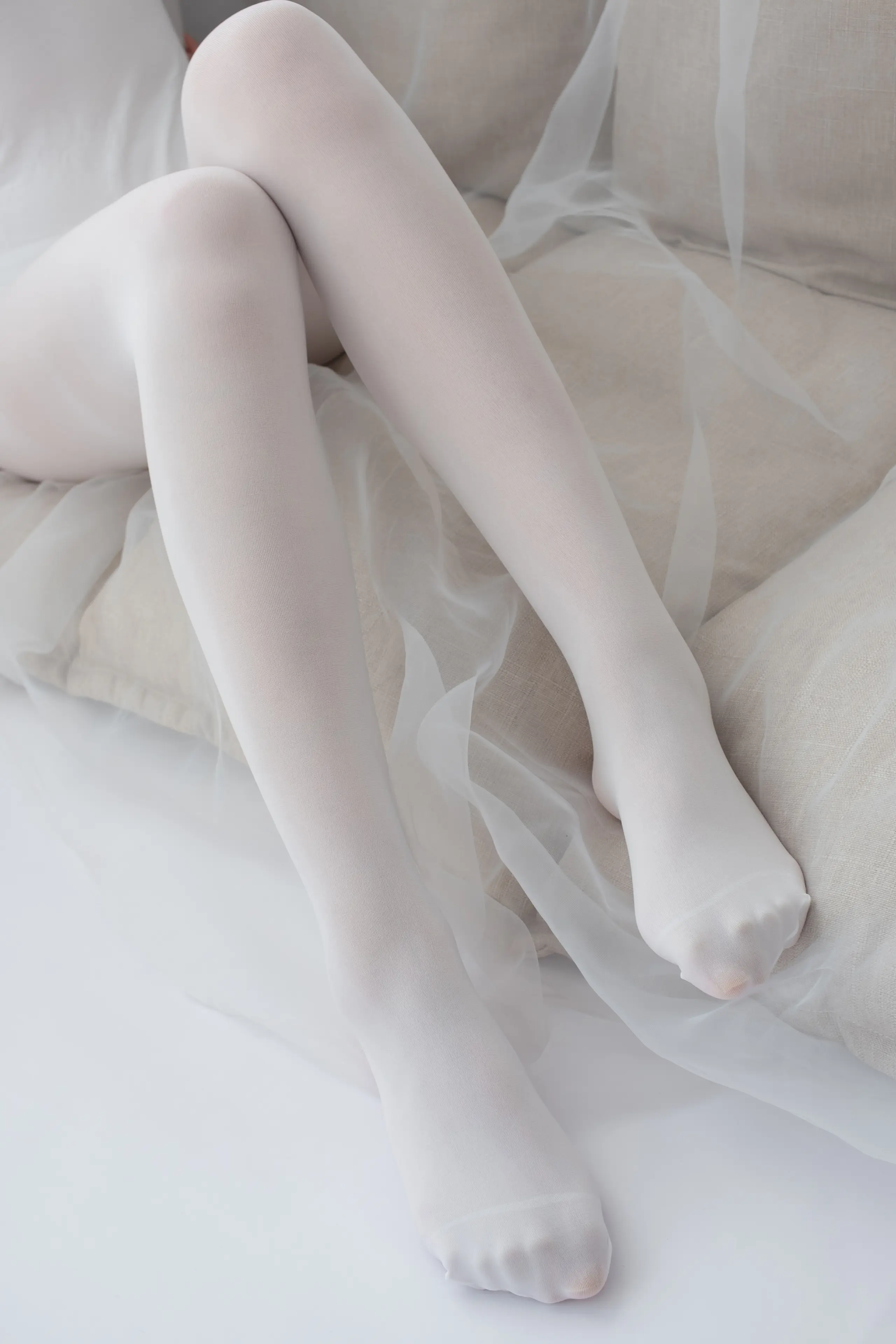 森萝财团 ALPHA 纯白丝足 纯纯的爱 [156P]