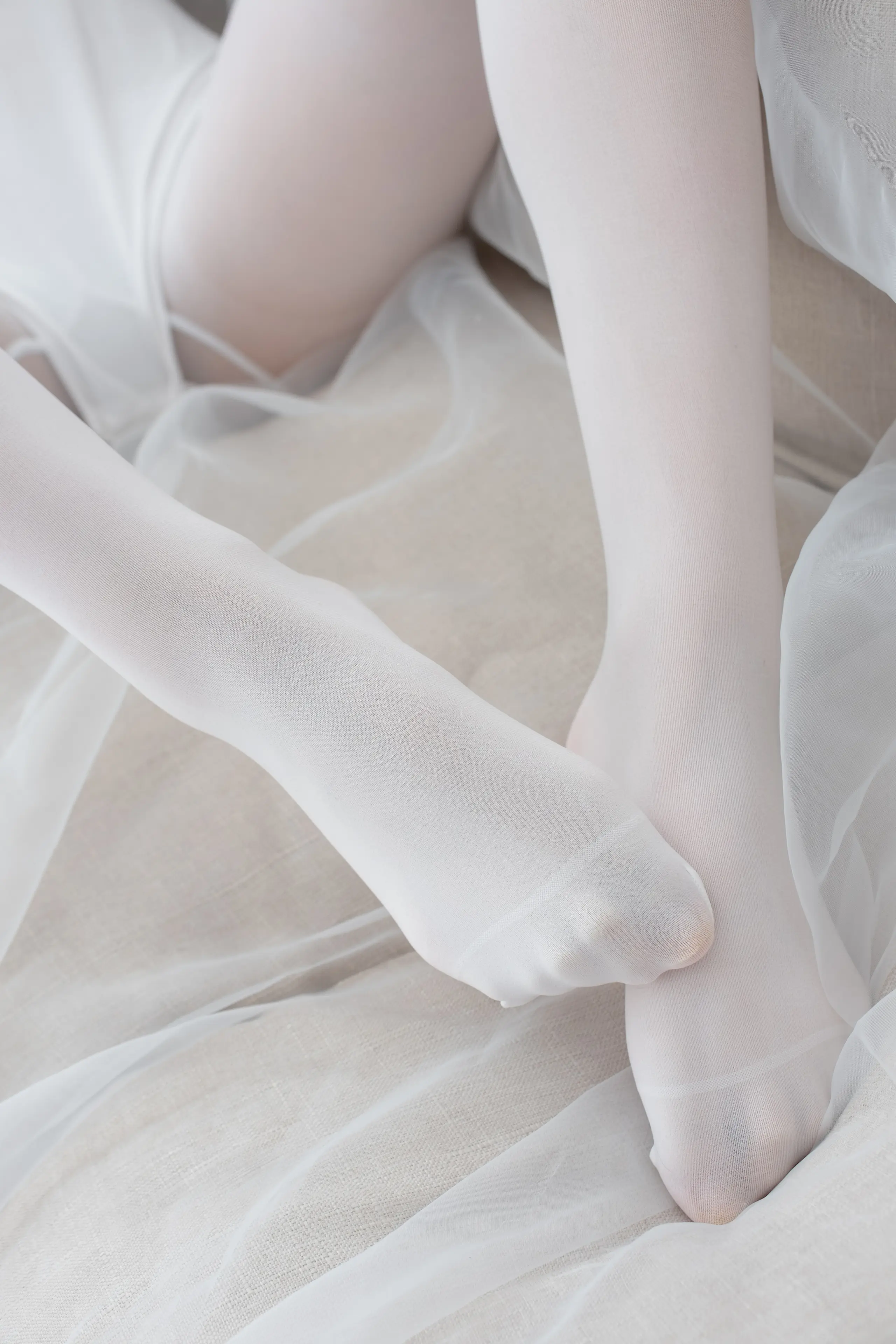 森萝财团 ALPHA 纯白丝足 纯纯的爱 [156P]