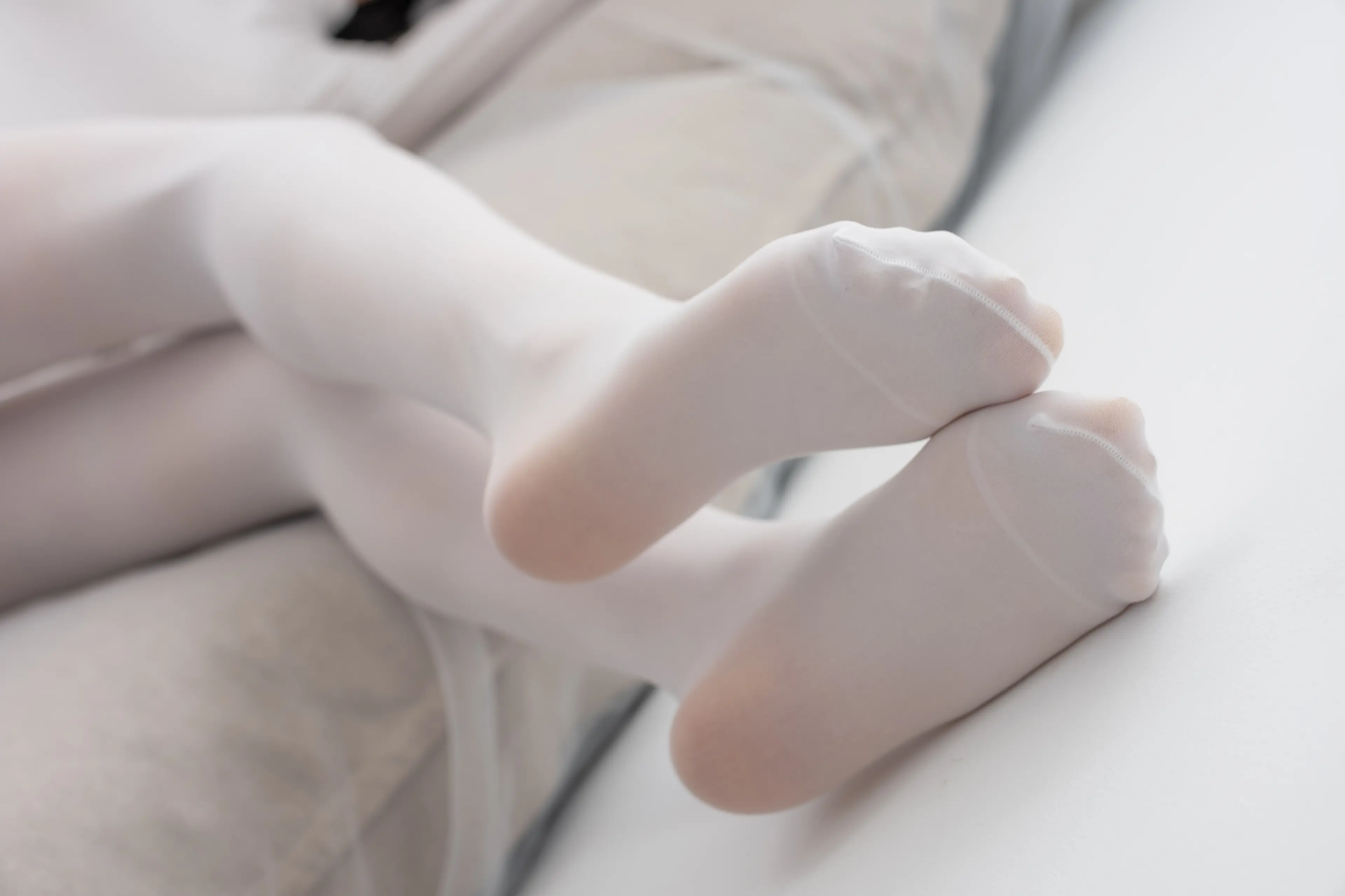 森萝财团 ALPHA 纯白丝足 纯纯的爱 [156P]