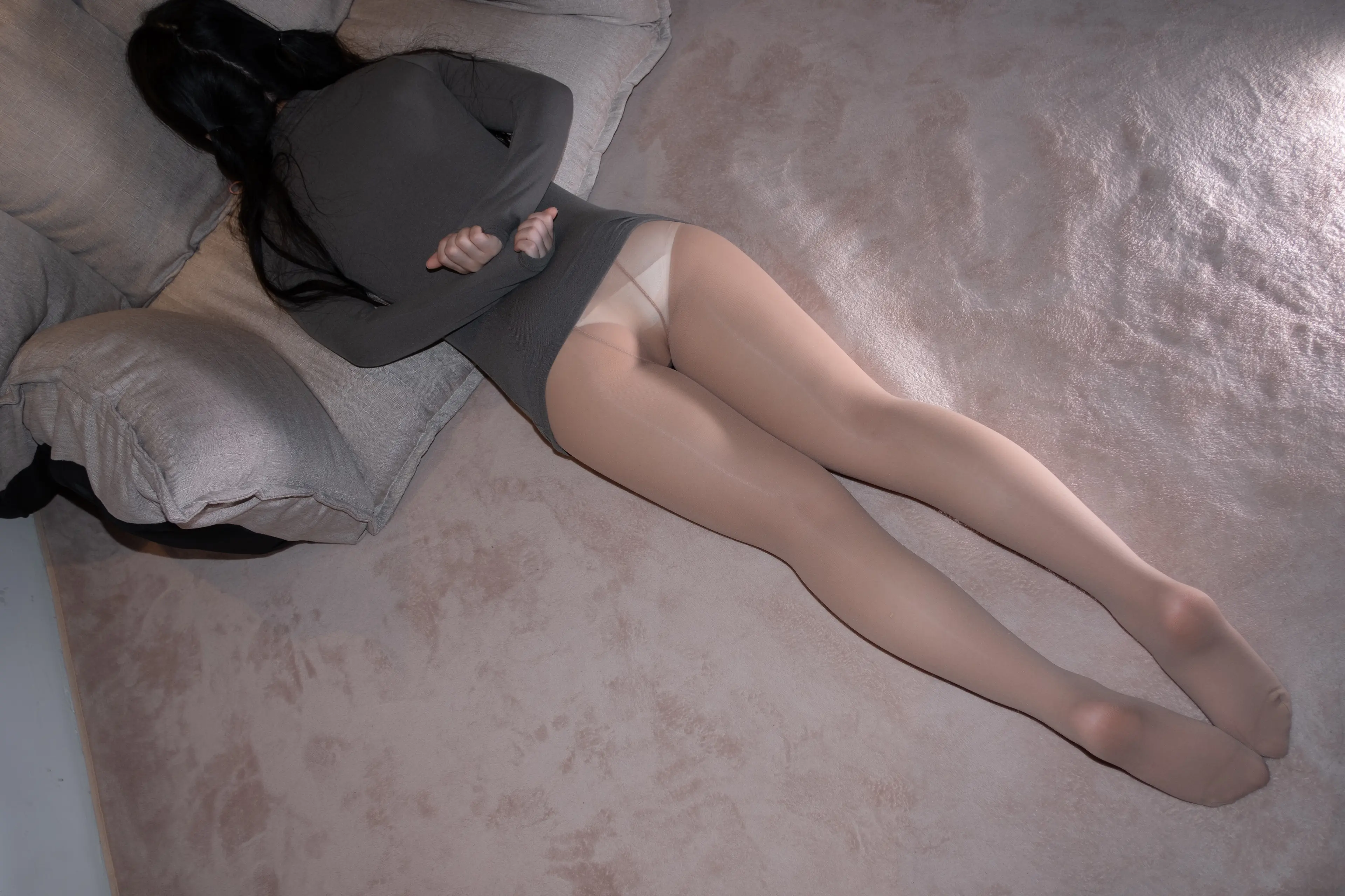 森萝财团 ALPHA 肉丝小嫩妹的美足 [92P]