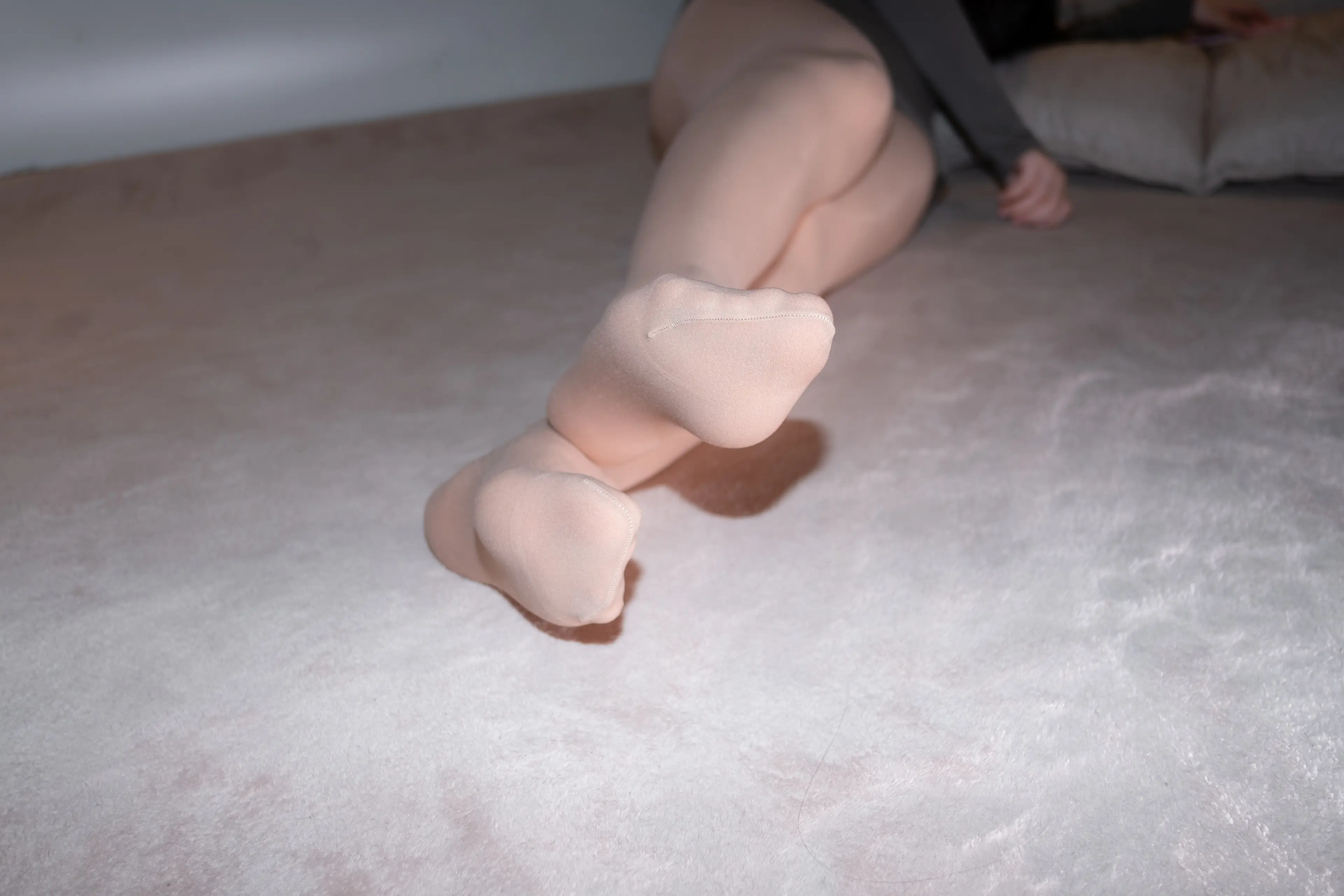 森萝财团 ALPHA 肉丝小嫩妹的美足 [92P]