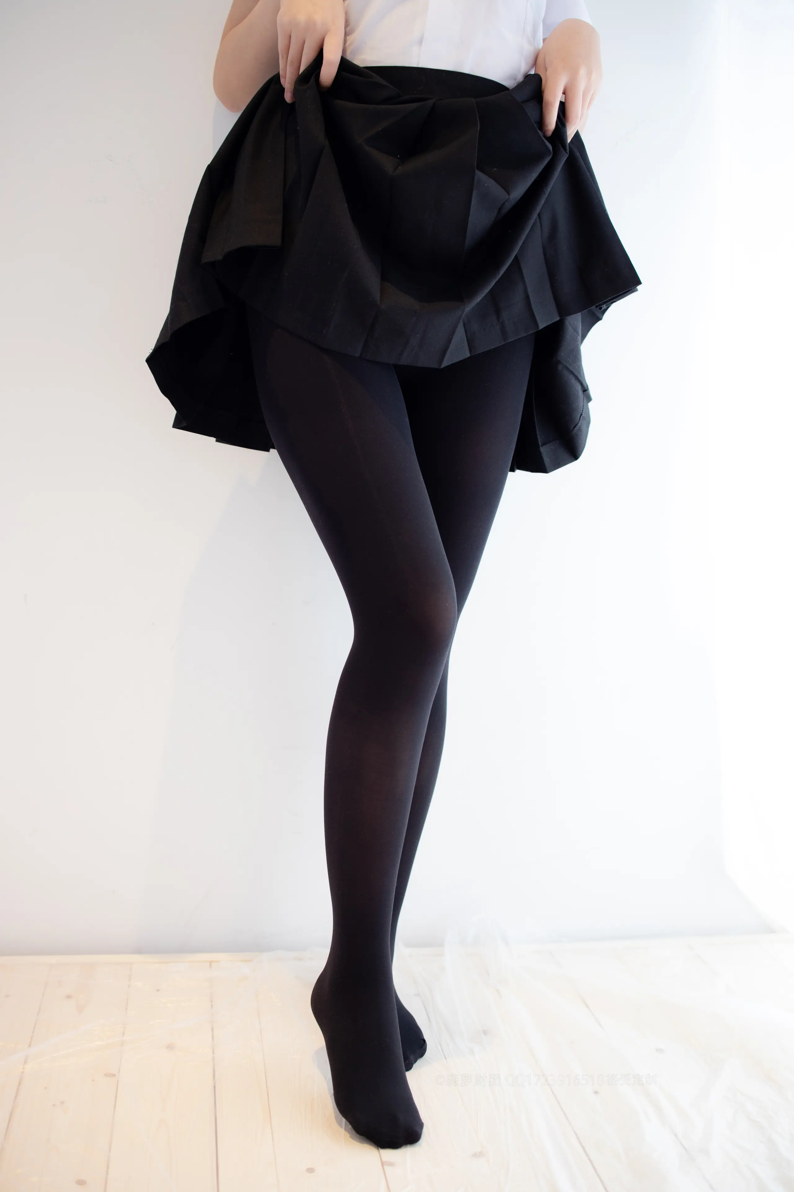 森萝财团 ALPHA 蕾丝胖次80D黑丝 [117P]