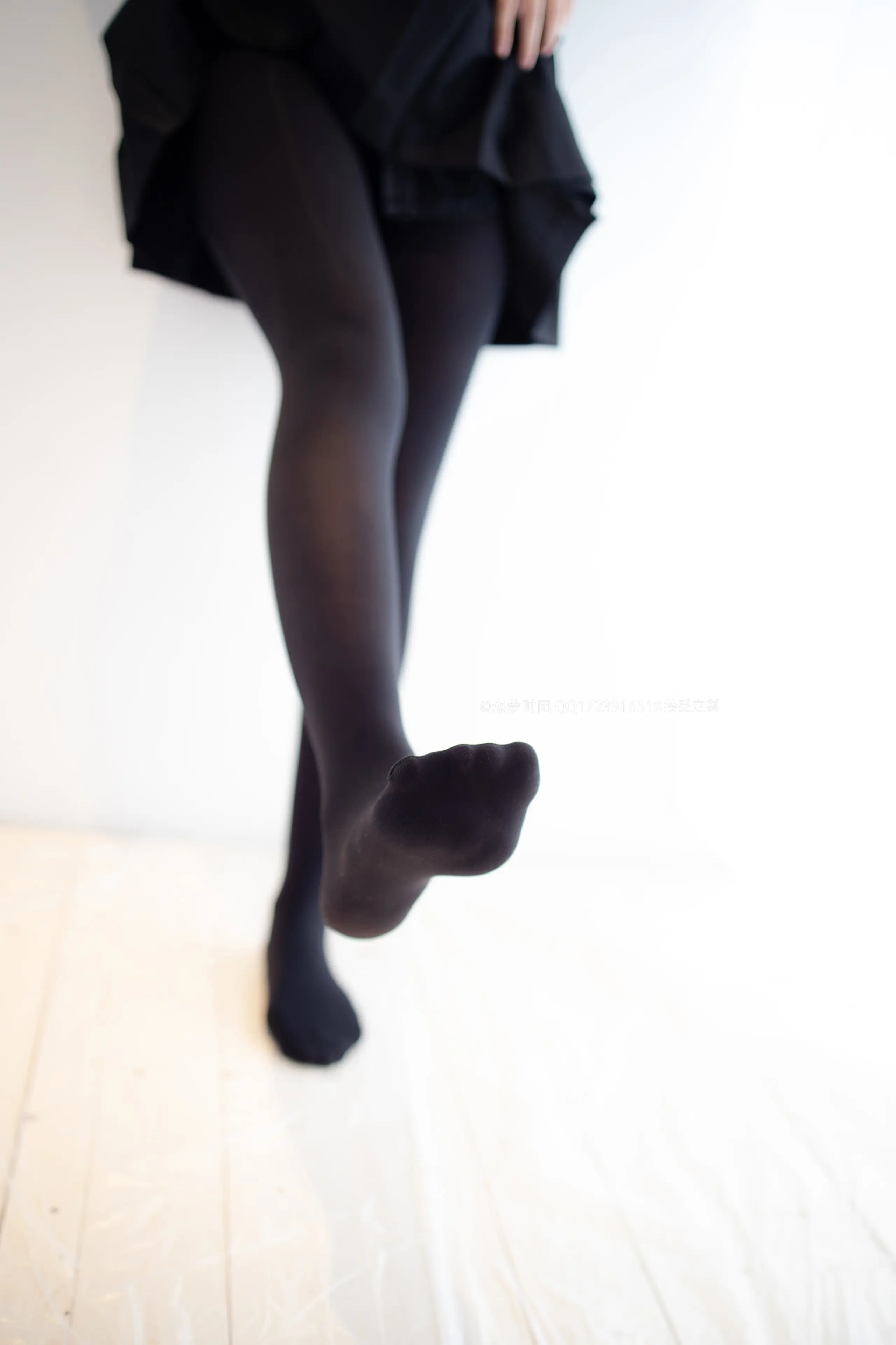 森萝财团 ALPHA 蕾丝胖次80D黑丝 [117P]