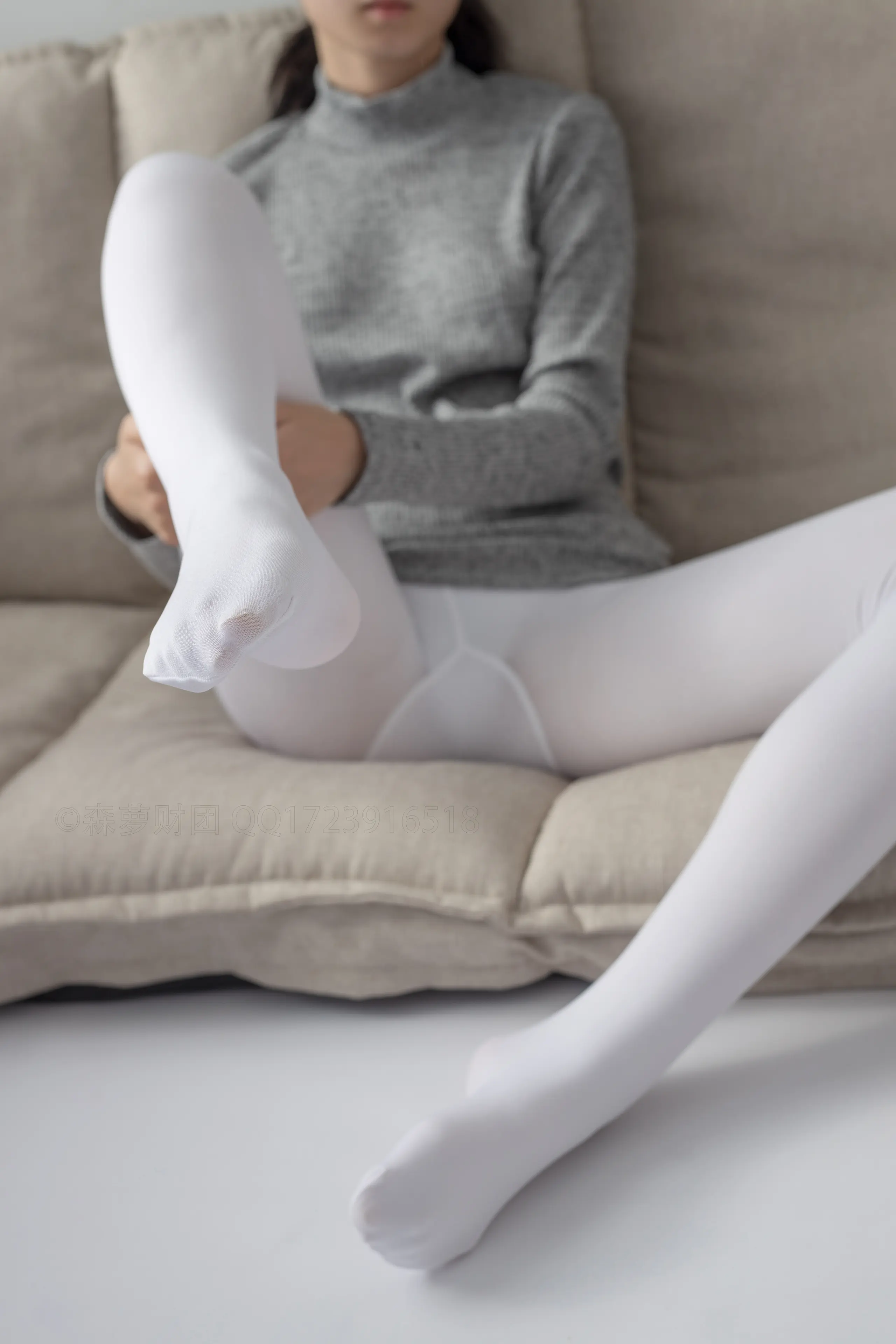 森萝财团 ALPHA 青涩性感 [141P]