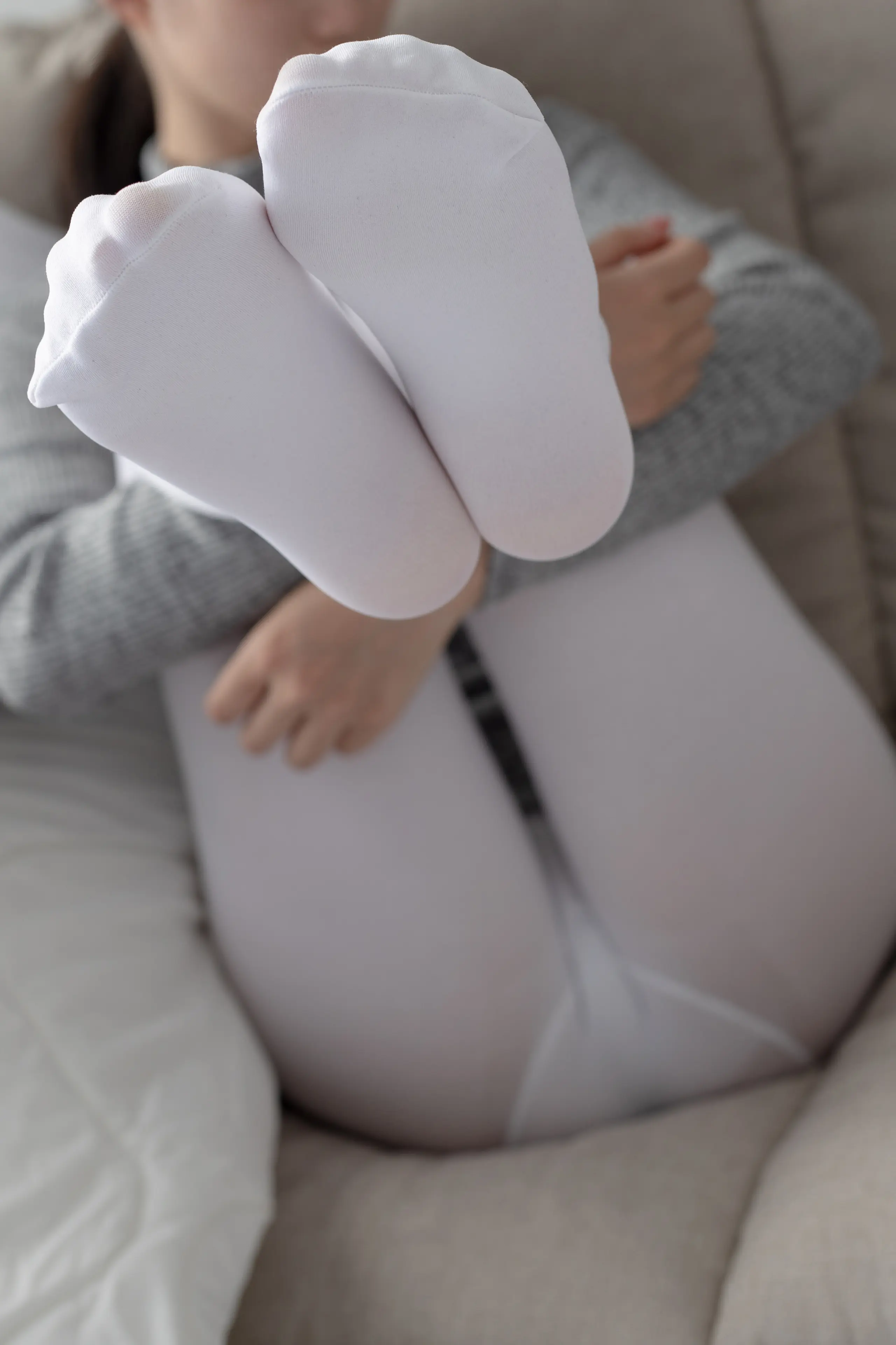 森萝财团 ALPHA 青涩性感 [141P]