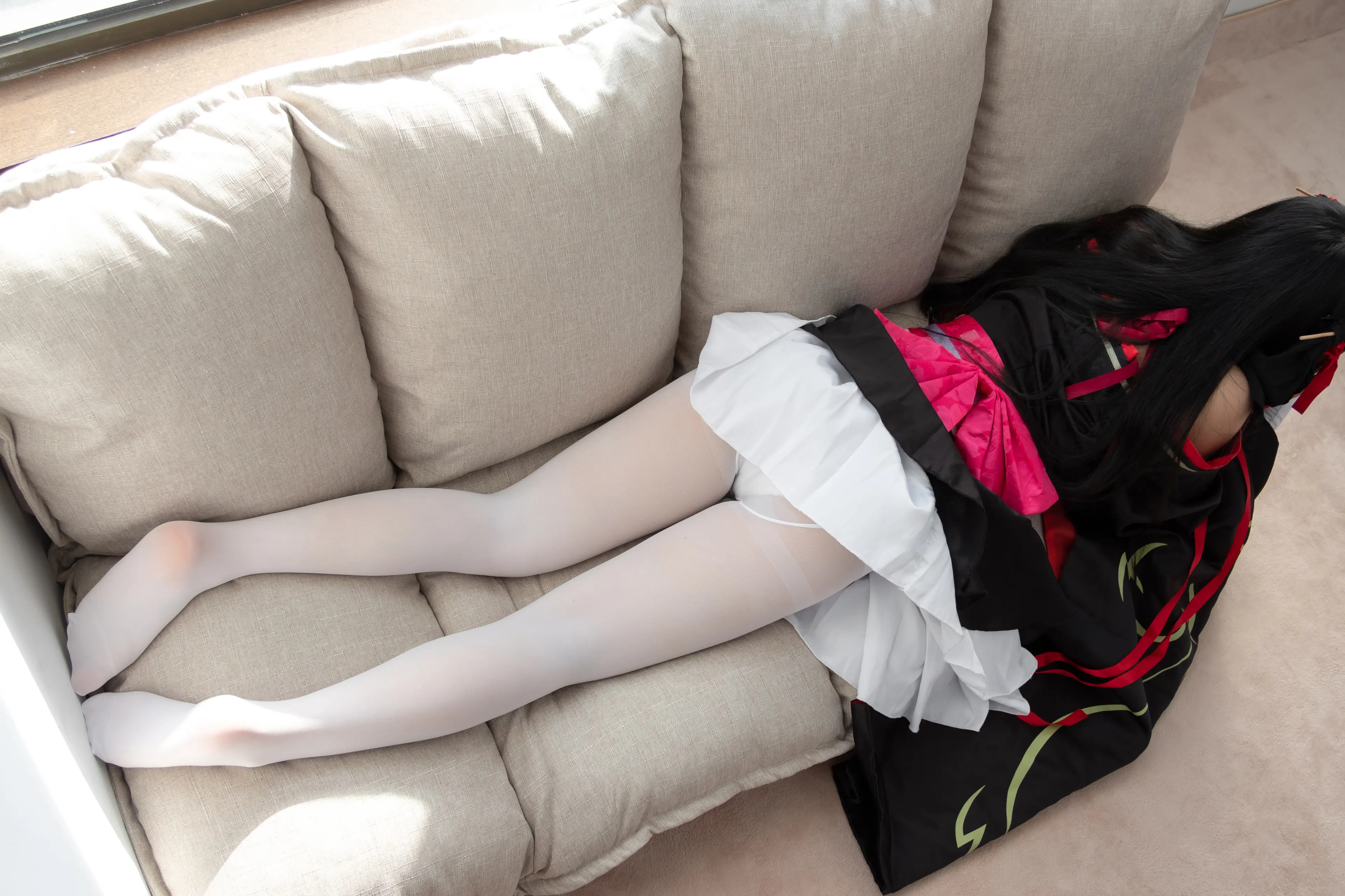 森萝财团 ALPHA cosplay白丝MM [75P]