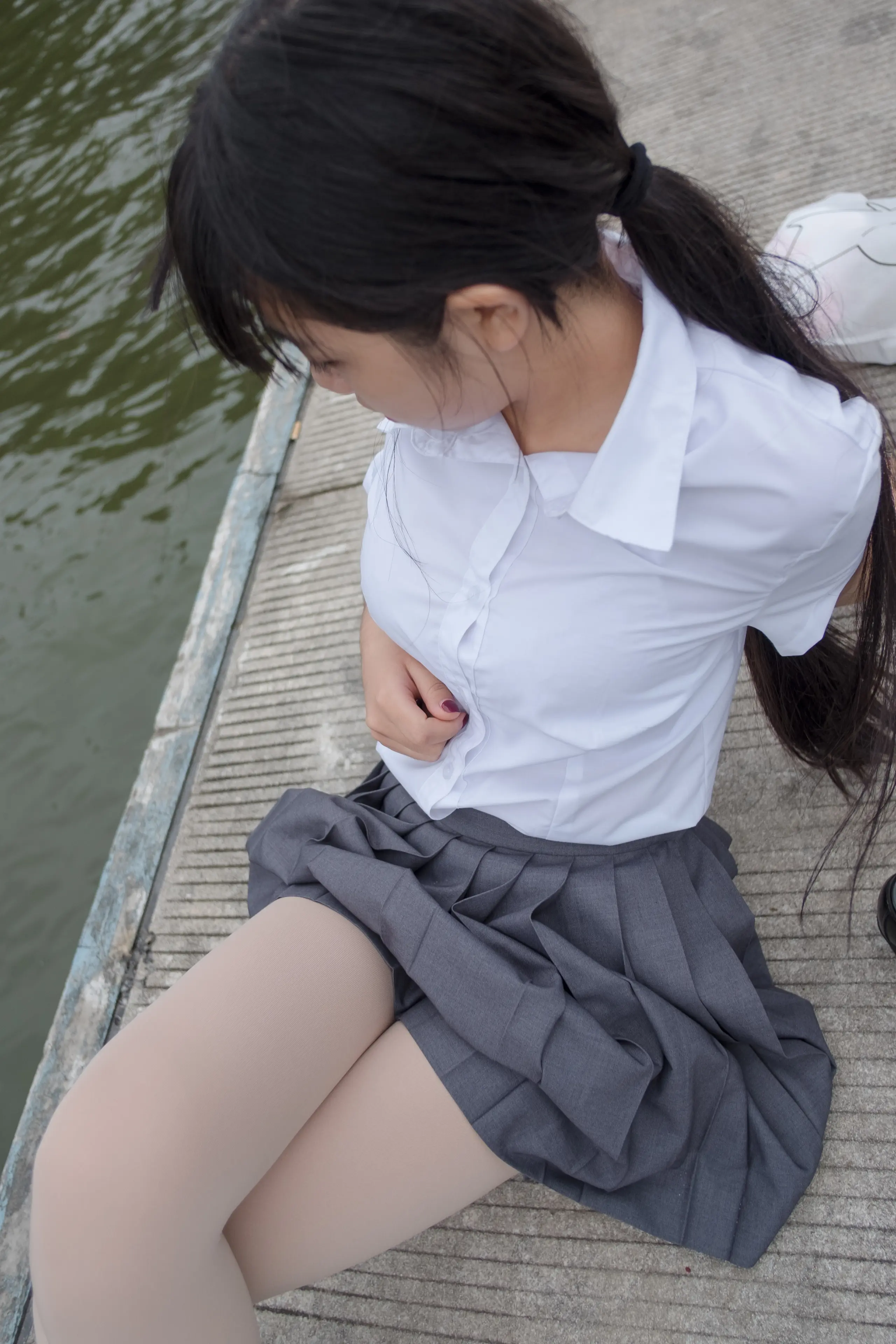 森萝财团 BETA 女生的白衬衣 [75P]