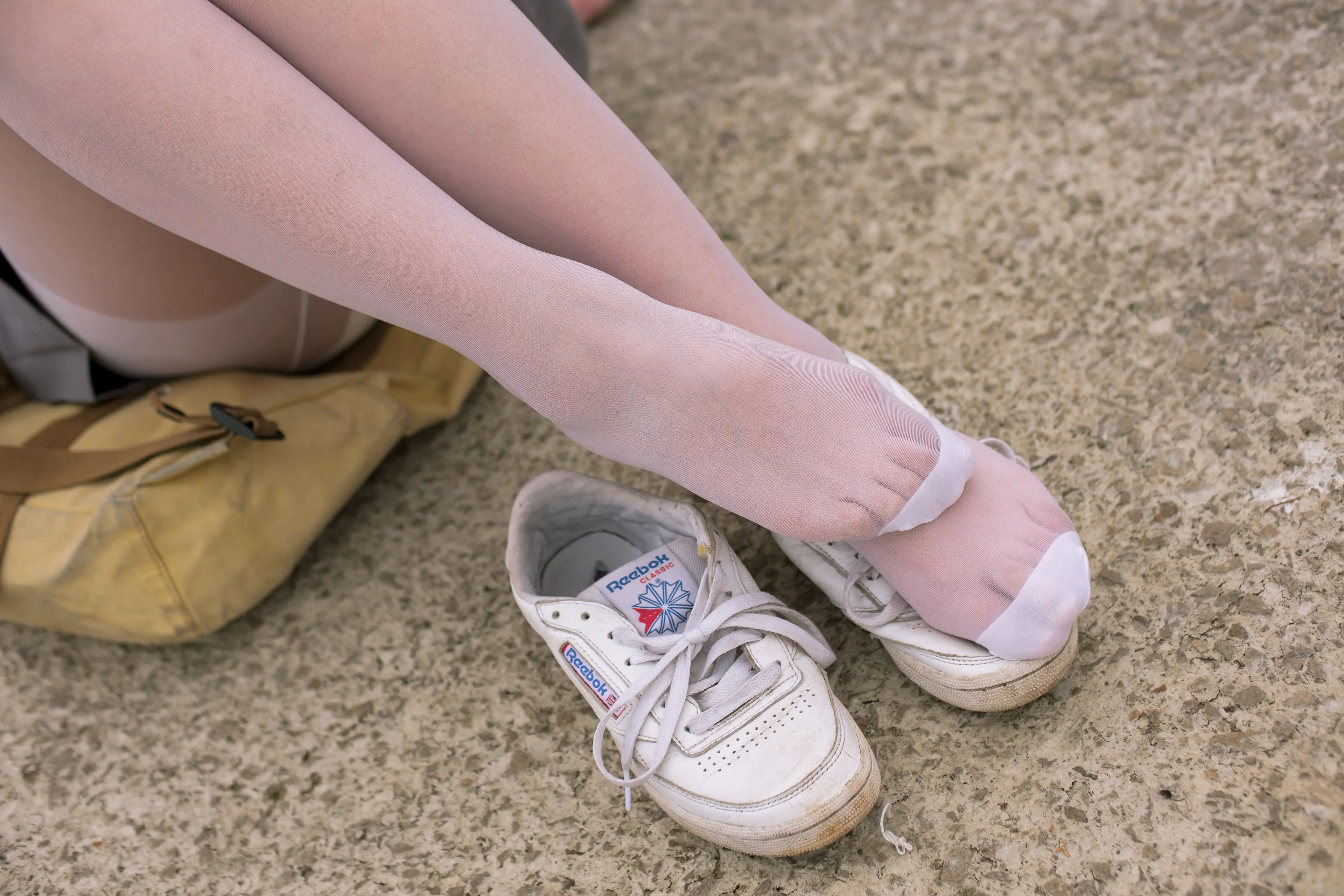 森萝财团 BETA 学生妹的外拍写真 [85P]