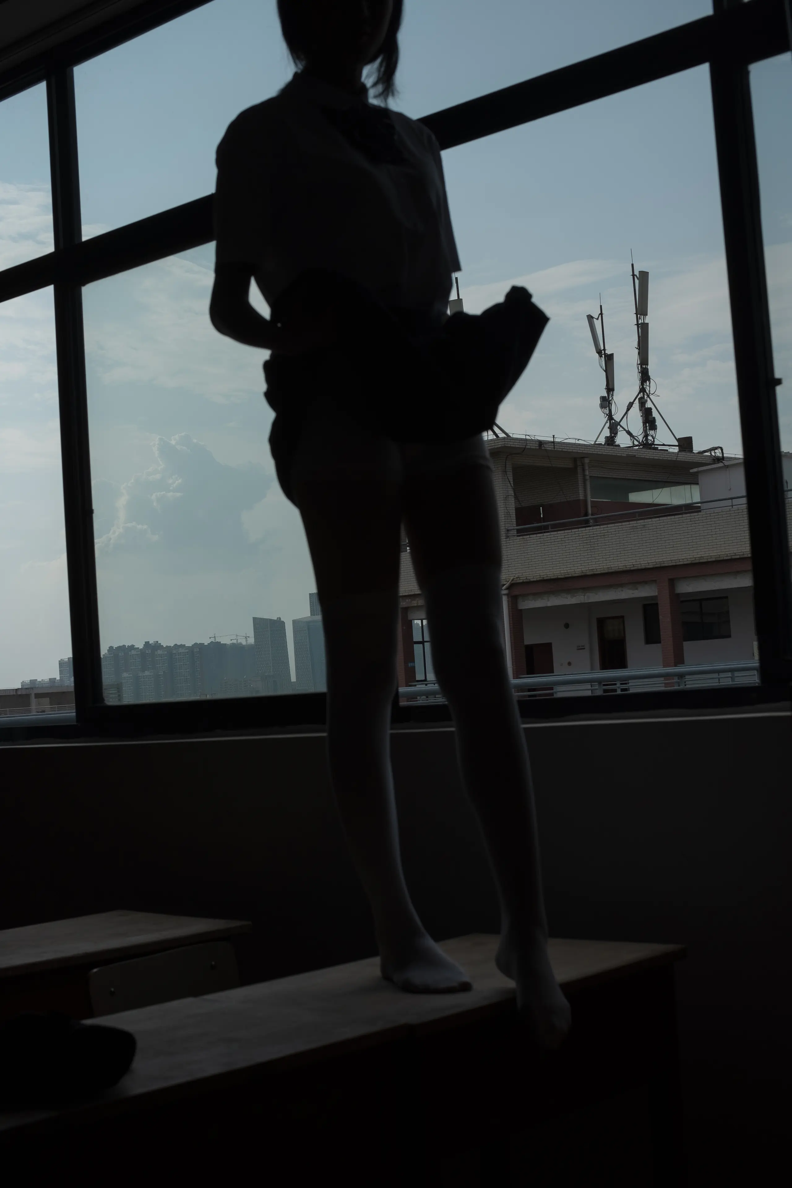 森萝财团 BETA 教室里的JK白丝少女 [66P]