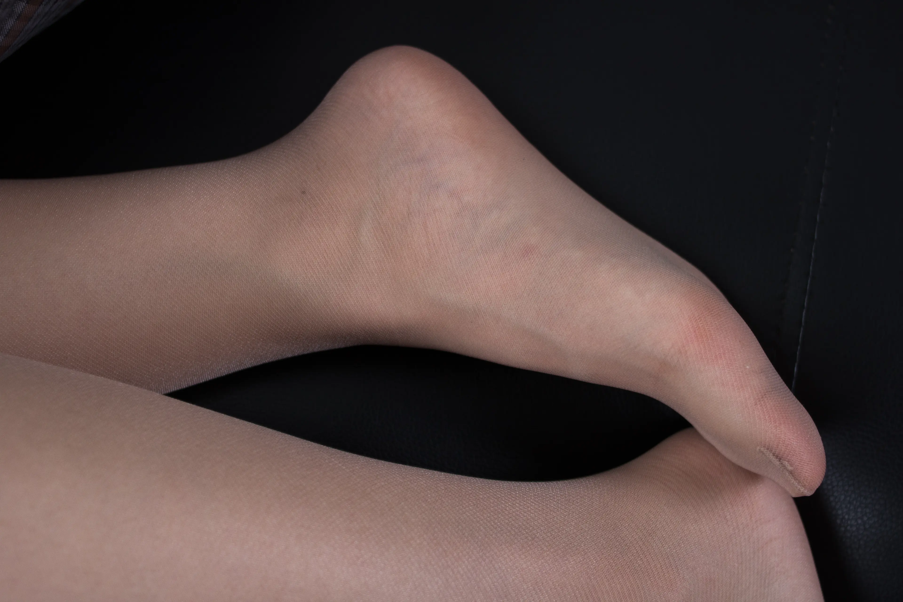 森萝财团 BETA 校服肉丝少女 [101P]