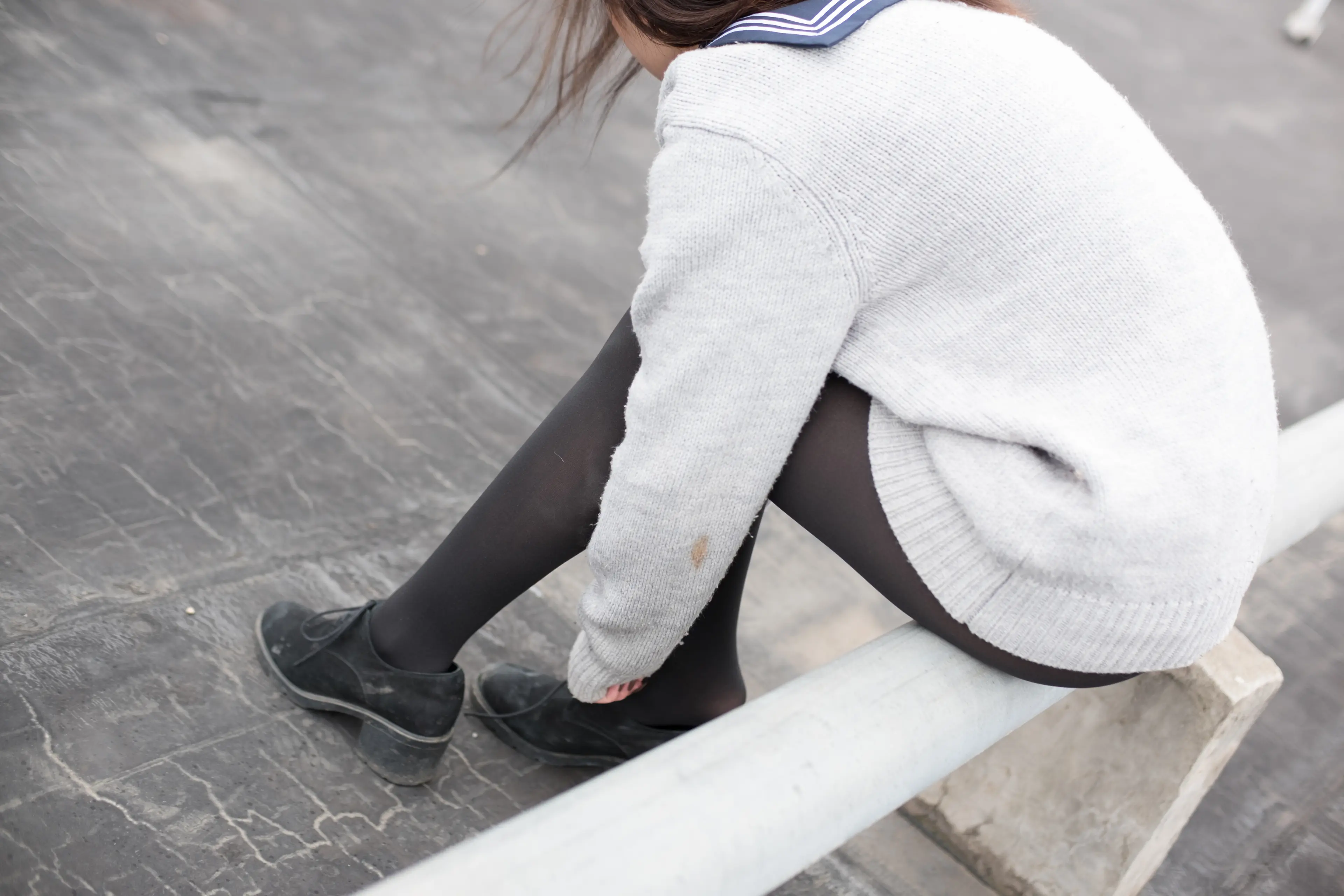 森萝财团 BETA 楼梯间的黑丝小妹 [47P]