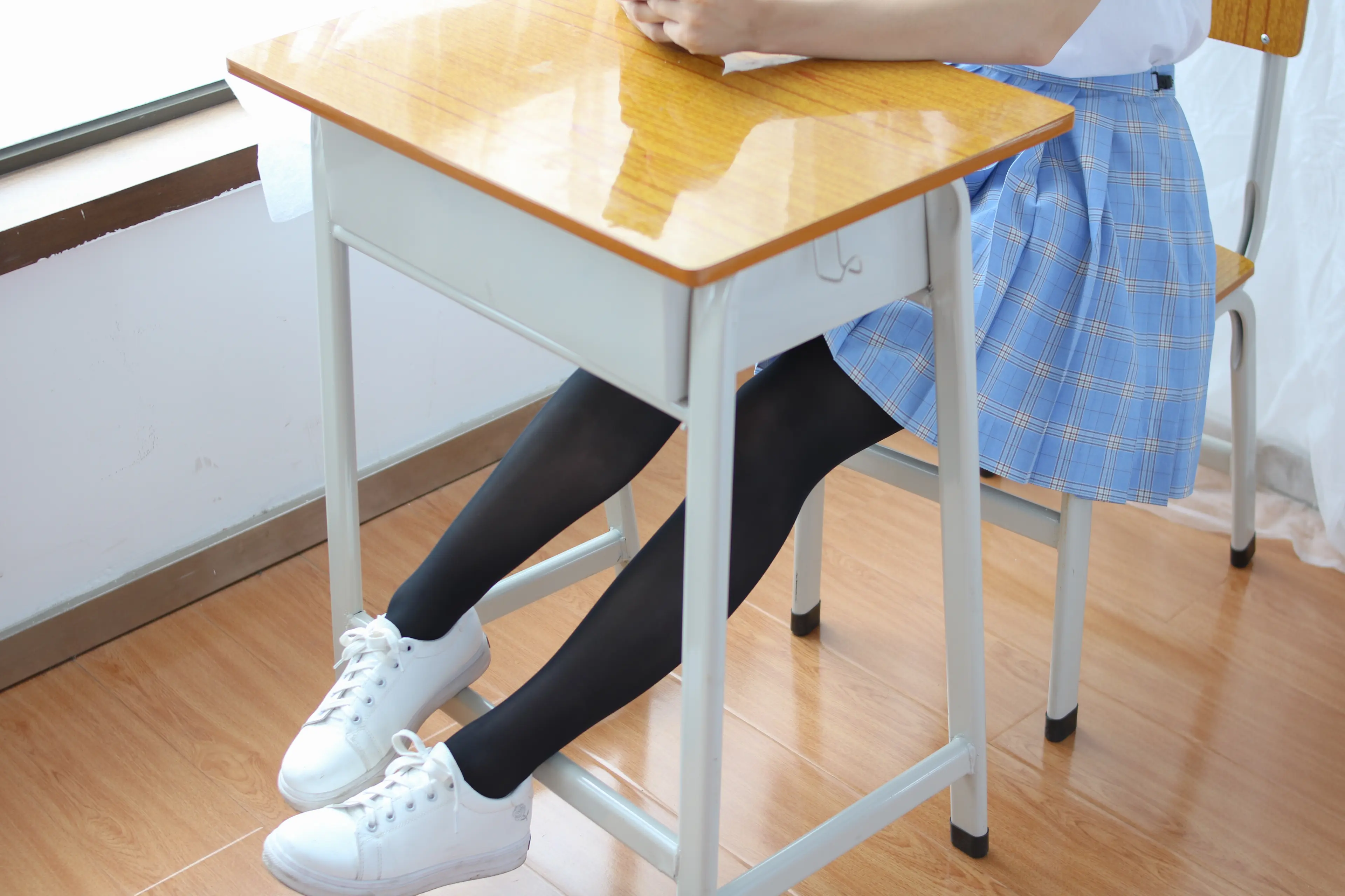 森萝财团 BETA 清新黑丝学生妹 [126P]