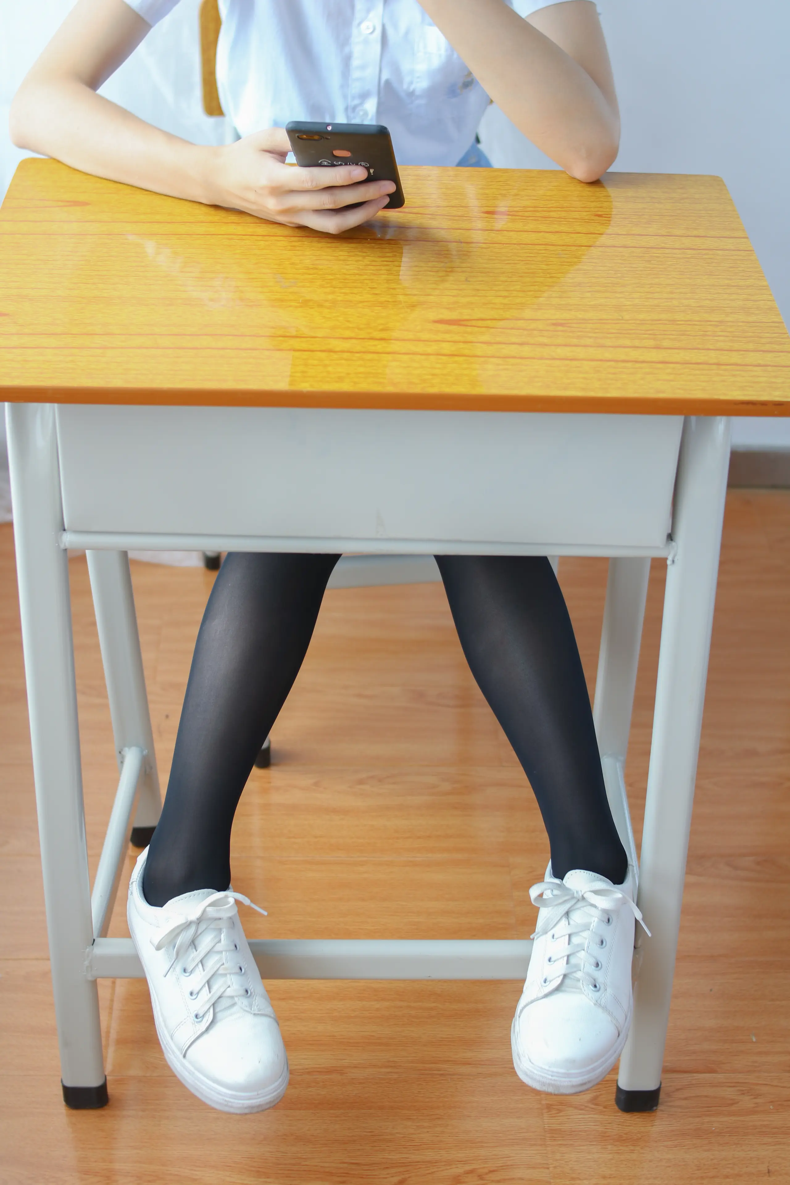 森萝财团 BETA 清新黑丝学生妹 [126P]