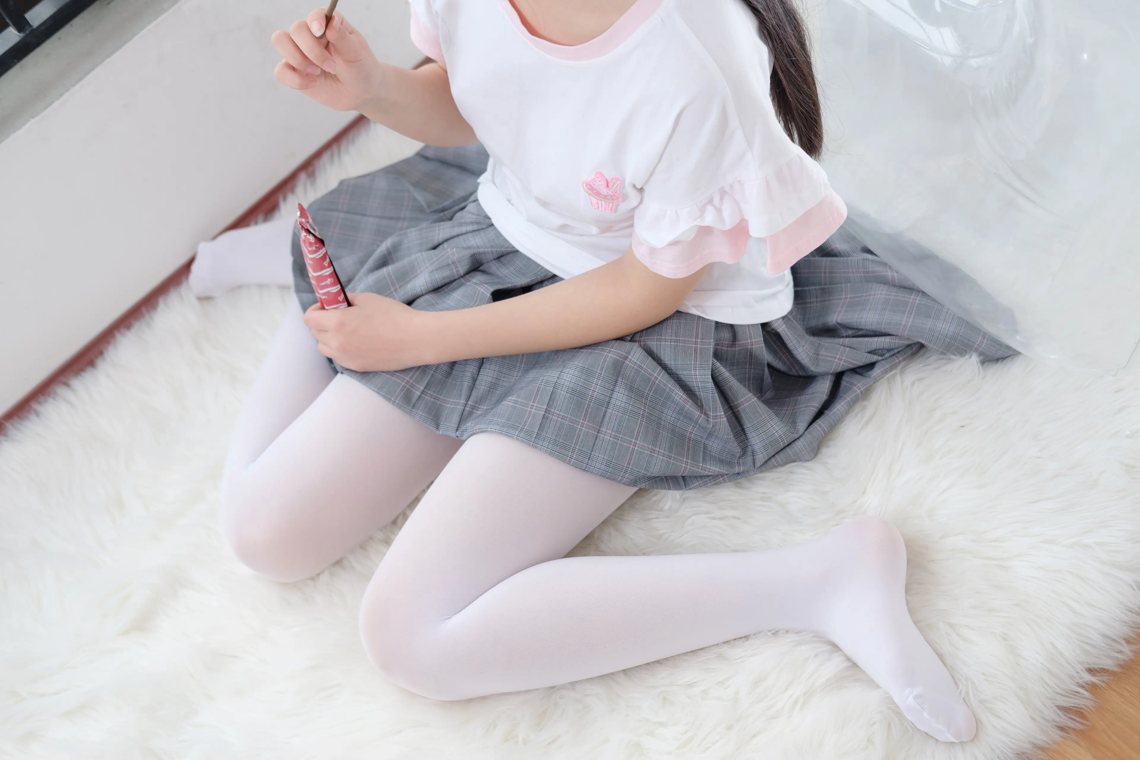 森萝财团 BETA 白丝嫩嫩的厨娘 [41P]