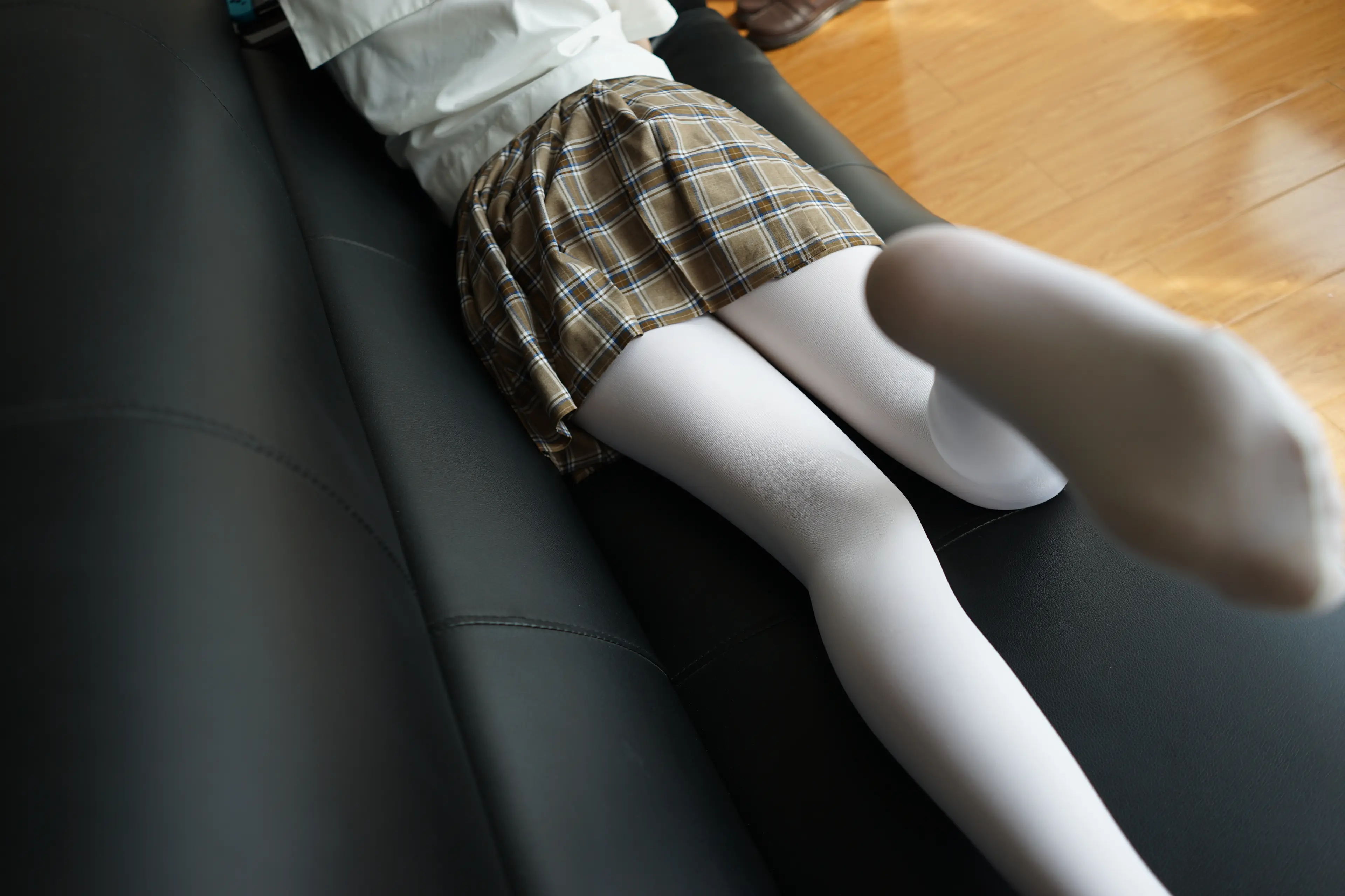 森萝财团 BETA 白丝格子裙 [212P]