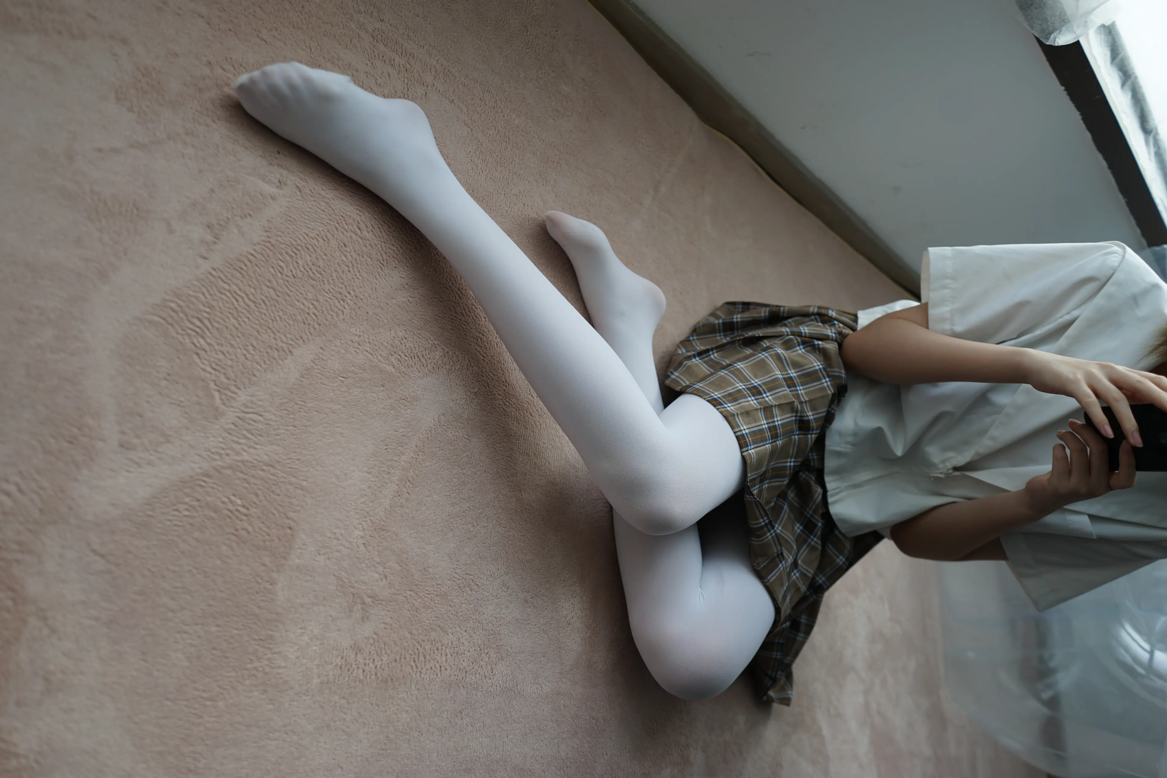 森萝财团 BETA 白丝格子裙 [212P]