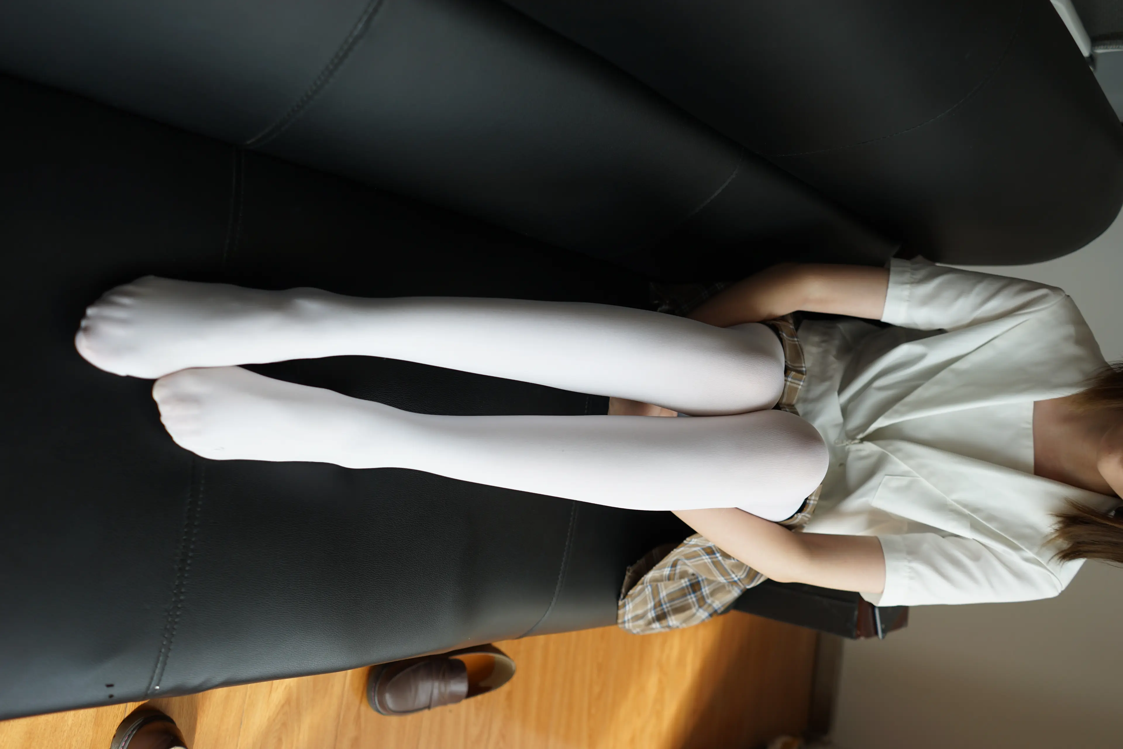 森萝财团 BETA 白丝格子裙 [212P]