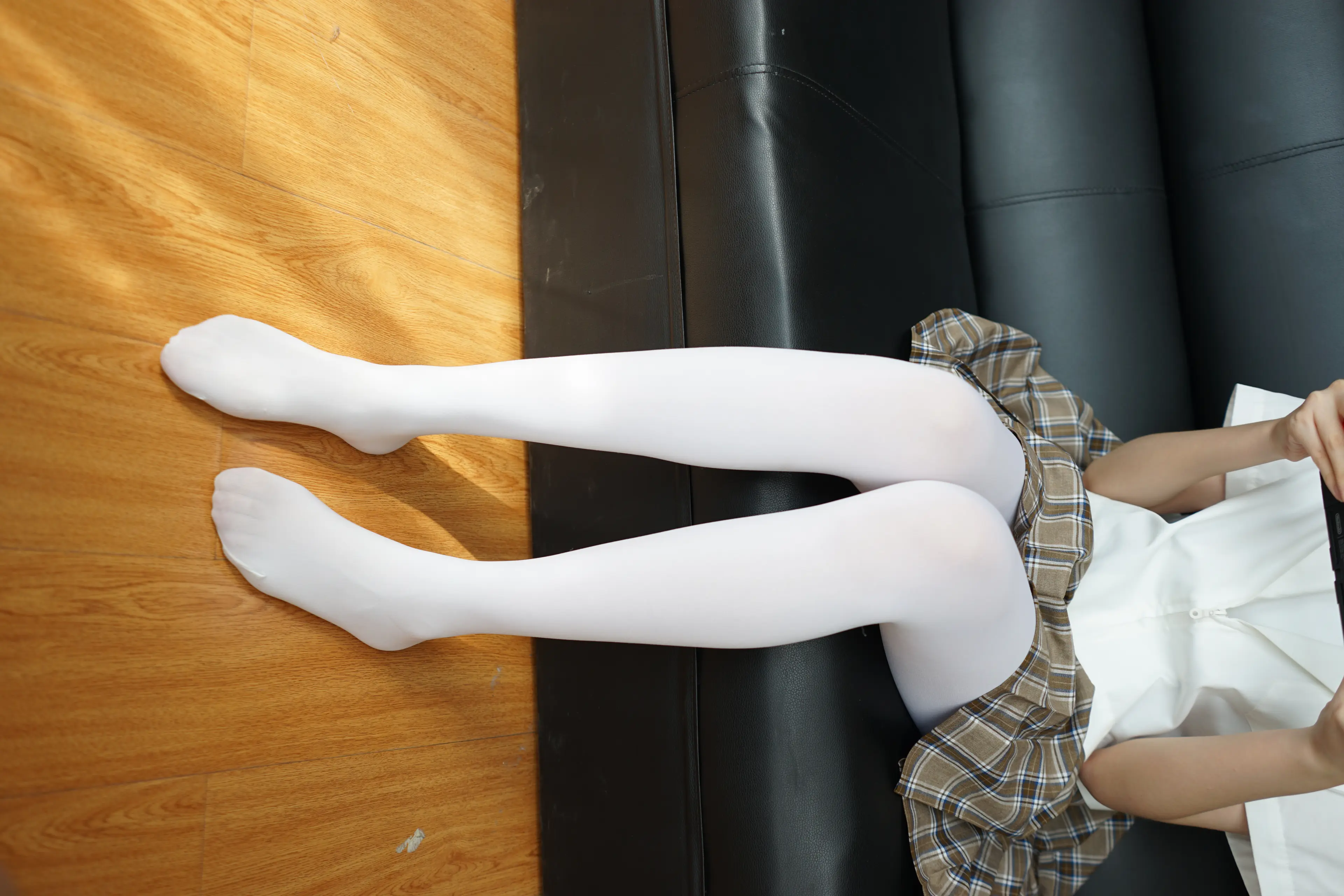 森萝财团 BETA 白丝格子裙 [212P]