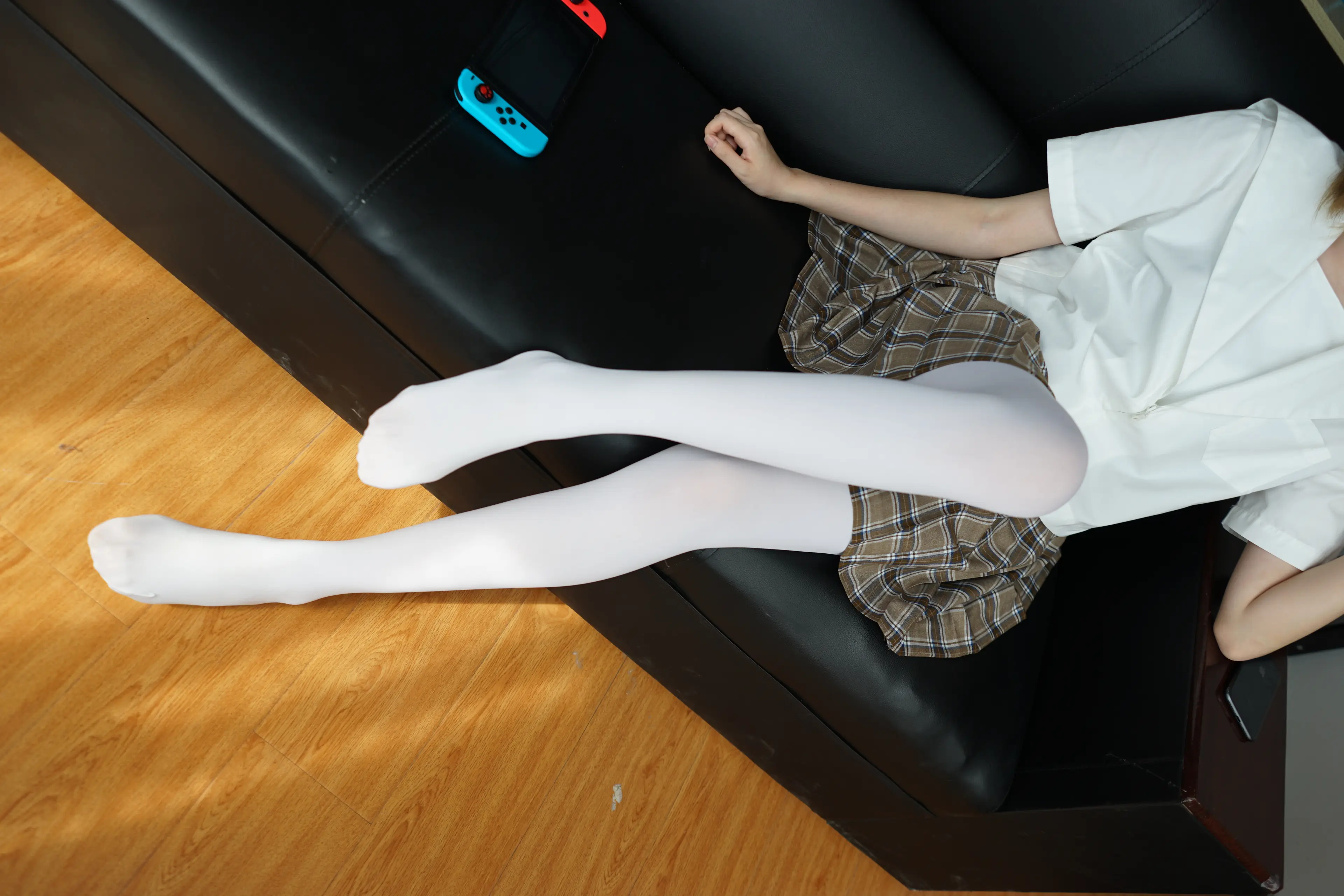 森萝财团 BETA 白丝格子裙 [212P]