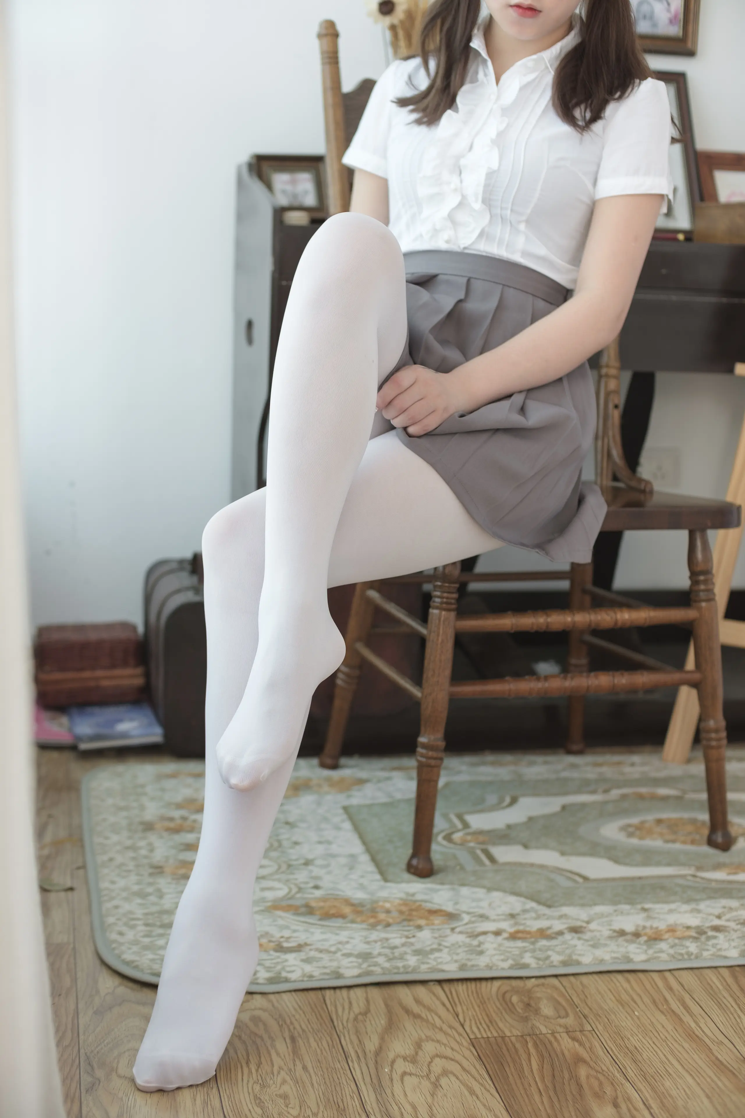 森萝财团 BETA 白丝美少女 [71P]