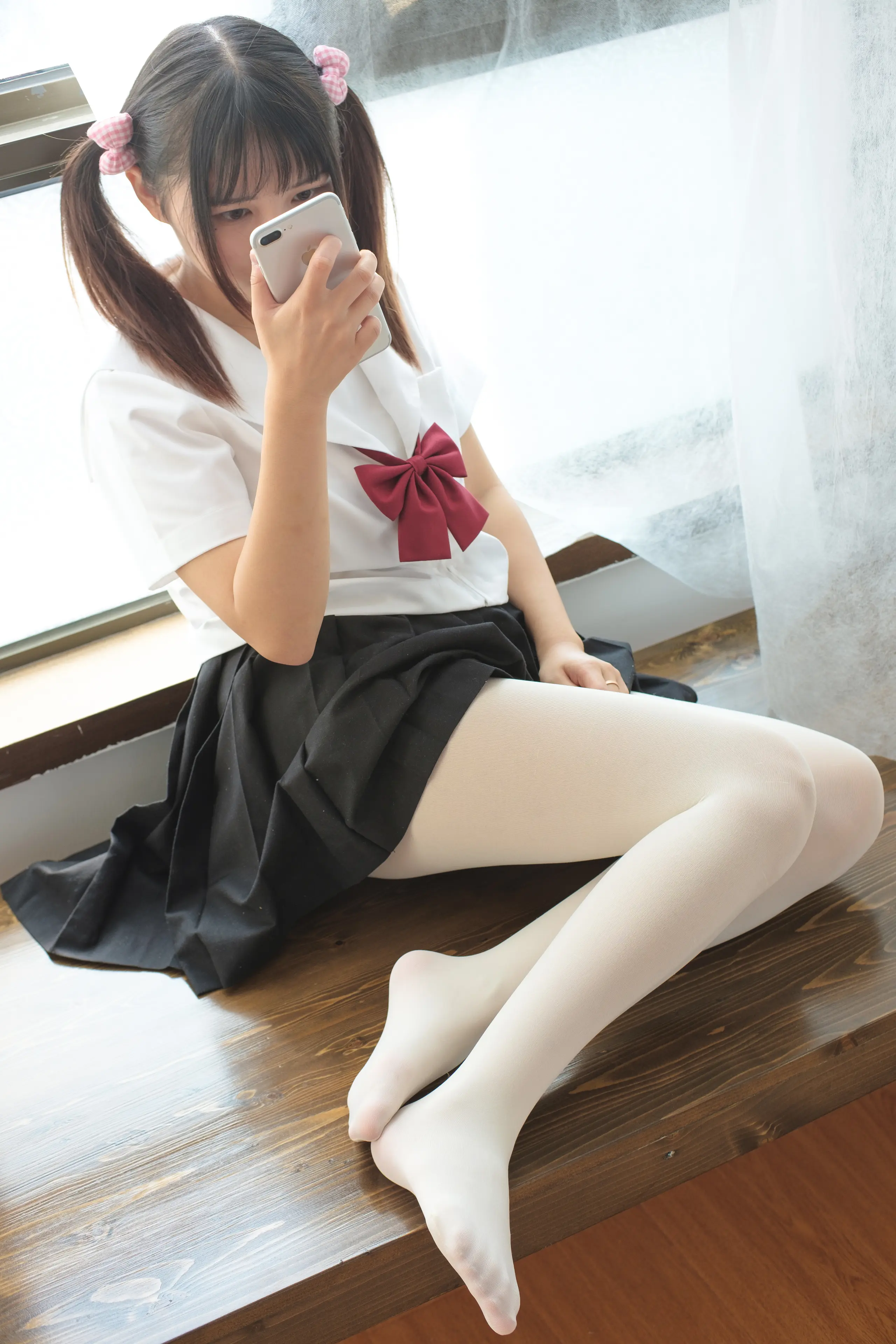 森萝财团 BETA 白丝美足学生妹 [60P]