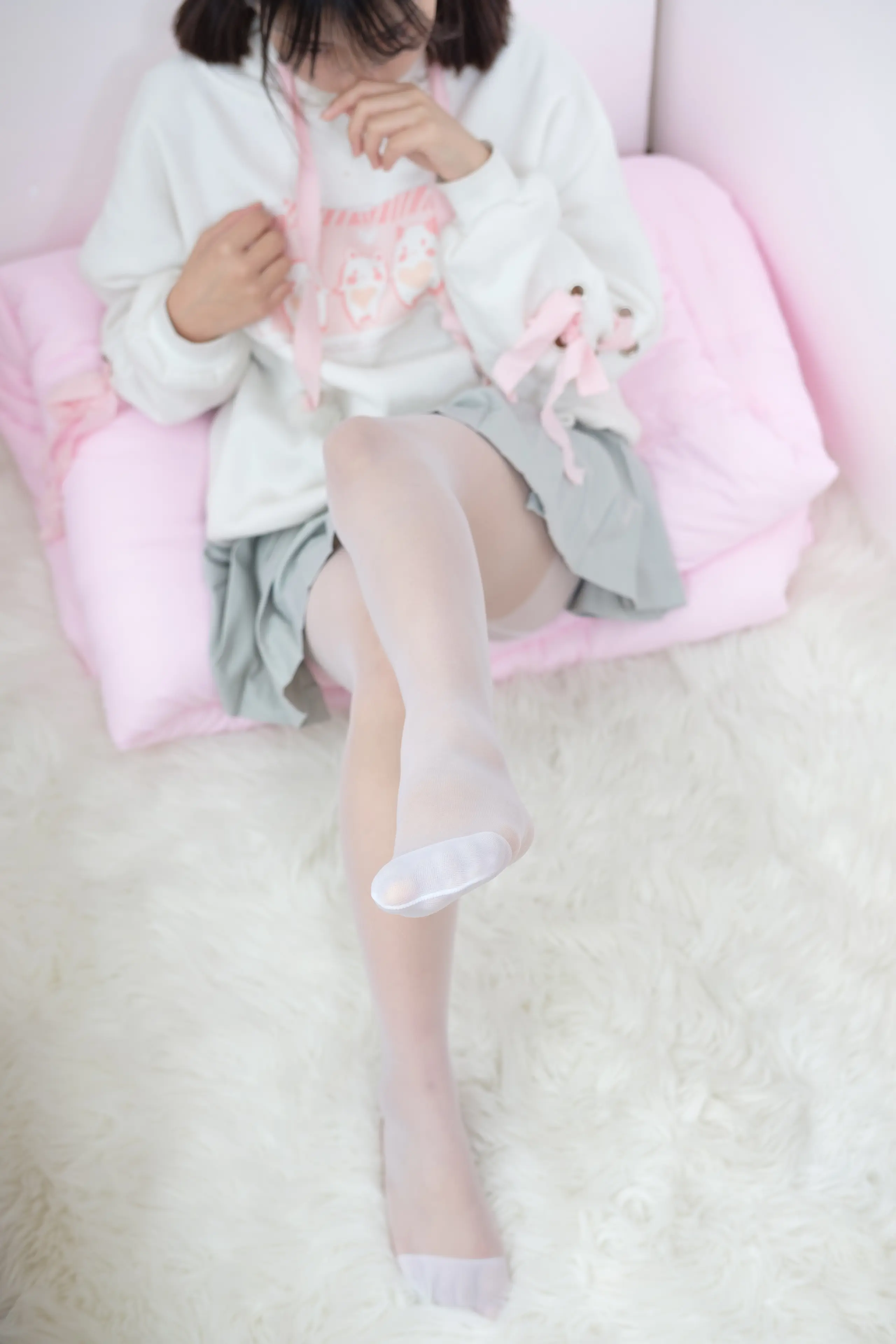 森萝财团 BETA 白丝美足少女 [105P]