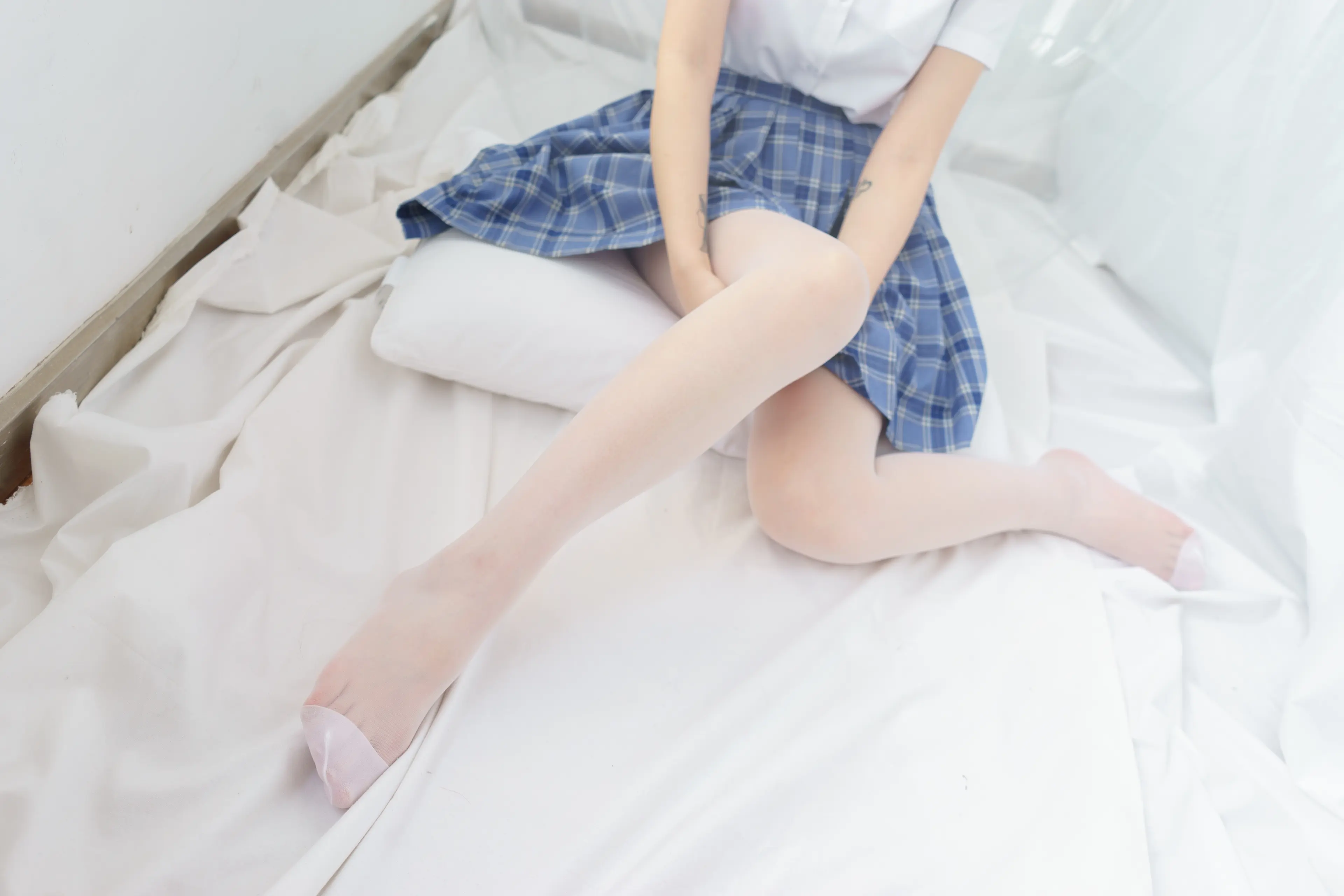 森萝财团 BETA 蓝色格子裙 [62P]