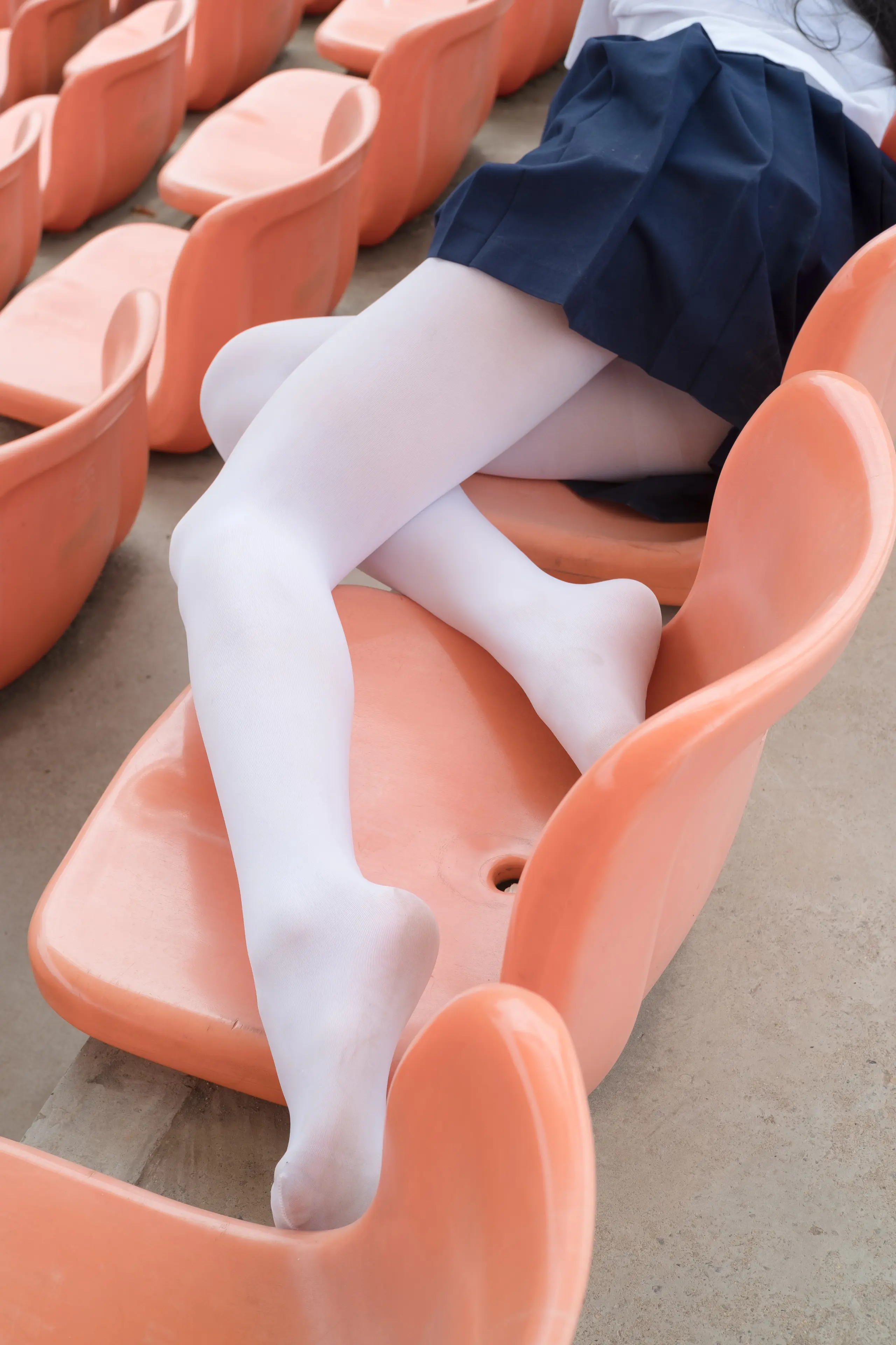 森萝财团 BETA 高中女生JK白丝外拍 [113P]