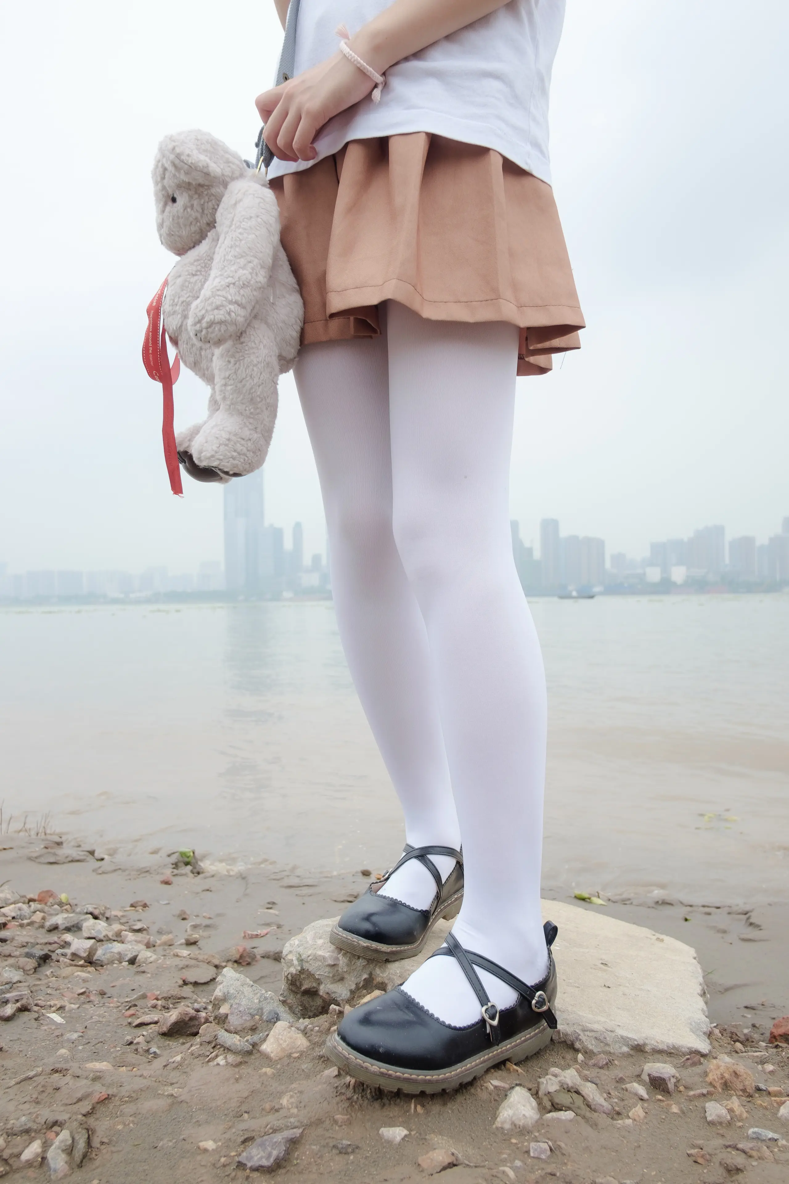 森萝财团 BETA 高中女生JK白丝外拍 [113P]