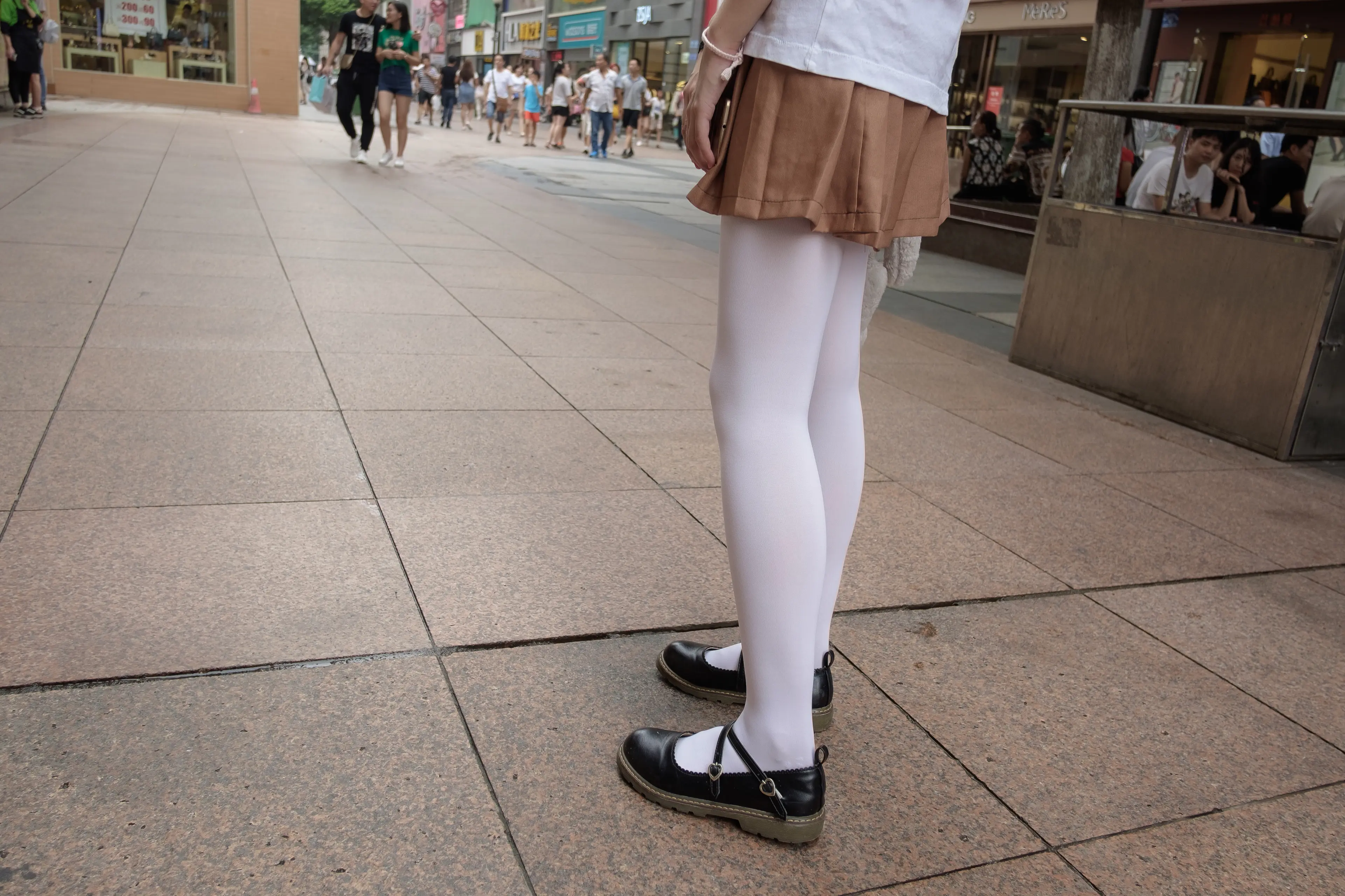 森萝财团 BETA 高中女生JK白丝外拍 [113P]