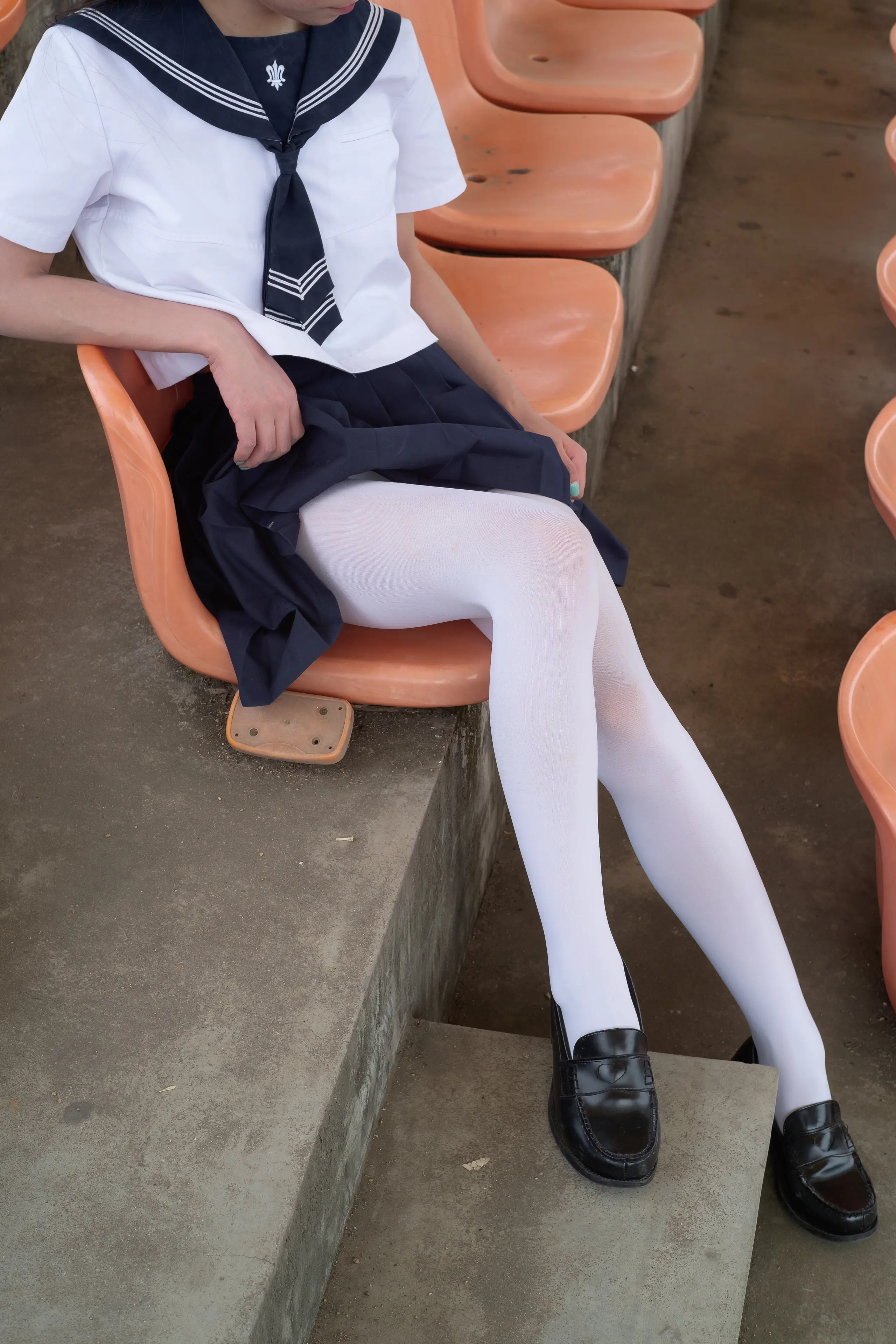 森萝财团 BETA 高中女生JK白丝外拍 [113P]