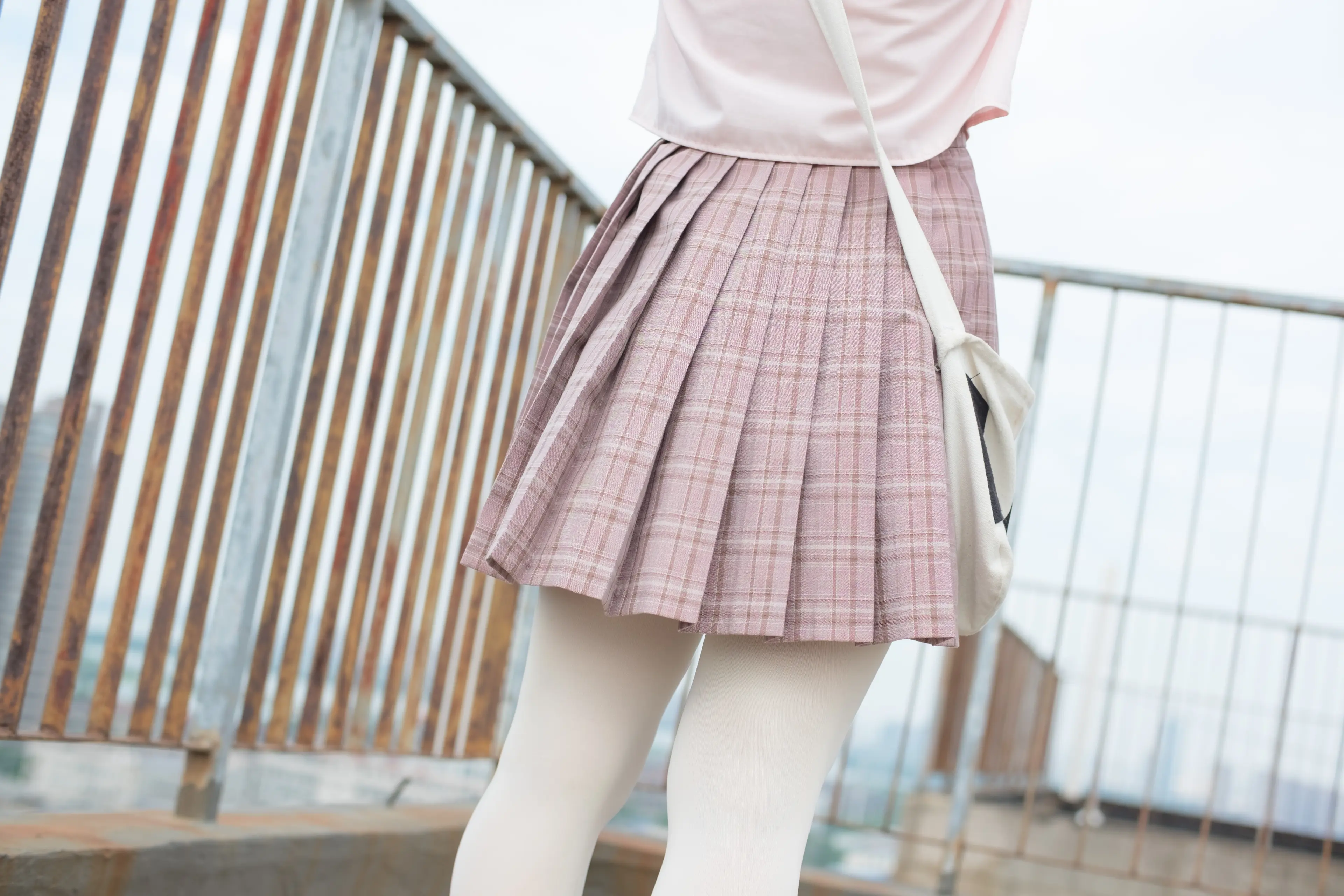 森萝财团 BETA 高中生的户外白丝 [91P]