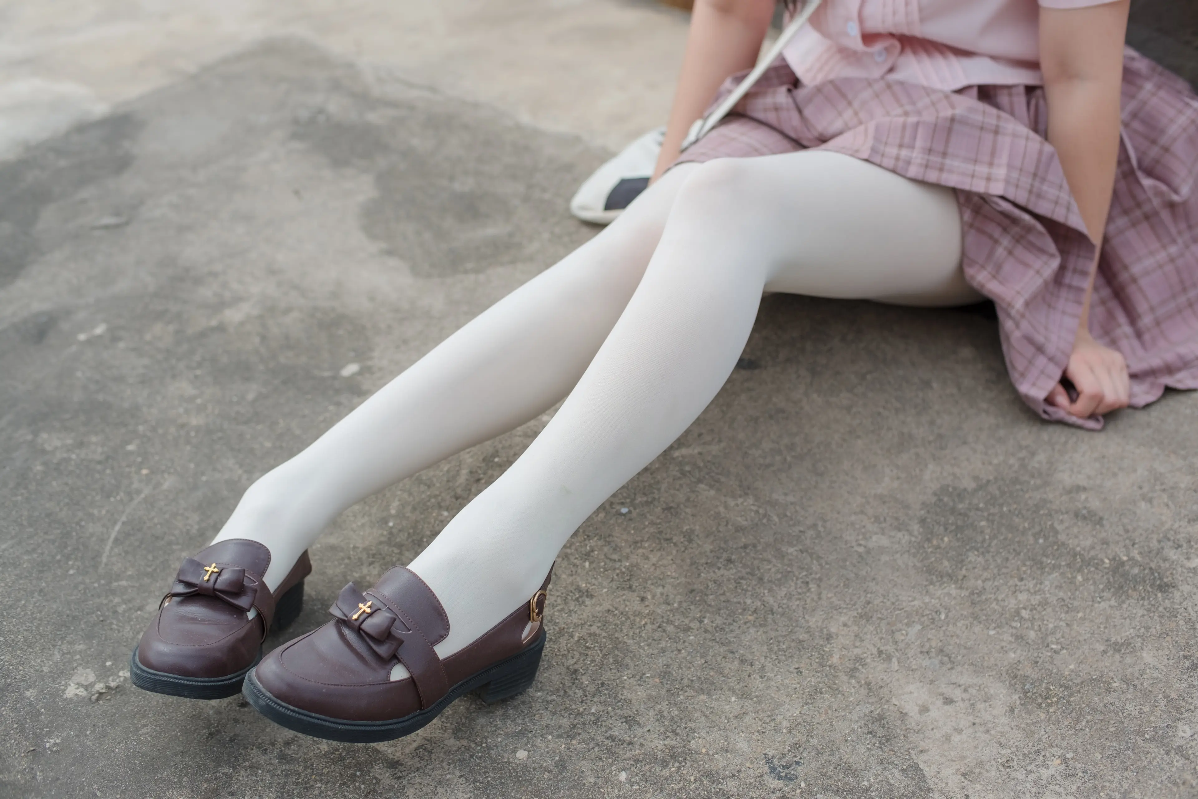 森萝财团 BETA 高中生的户外白丝 [91P]