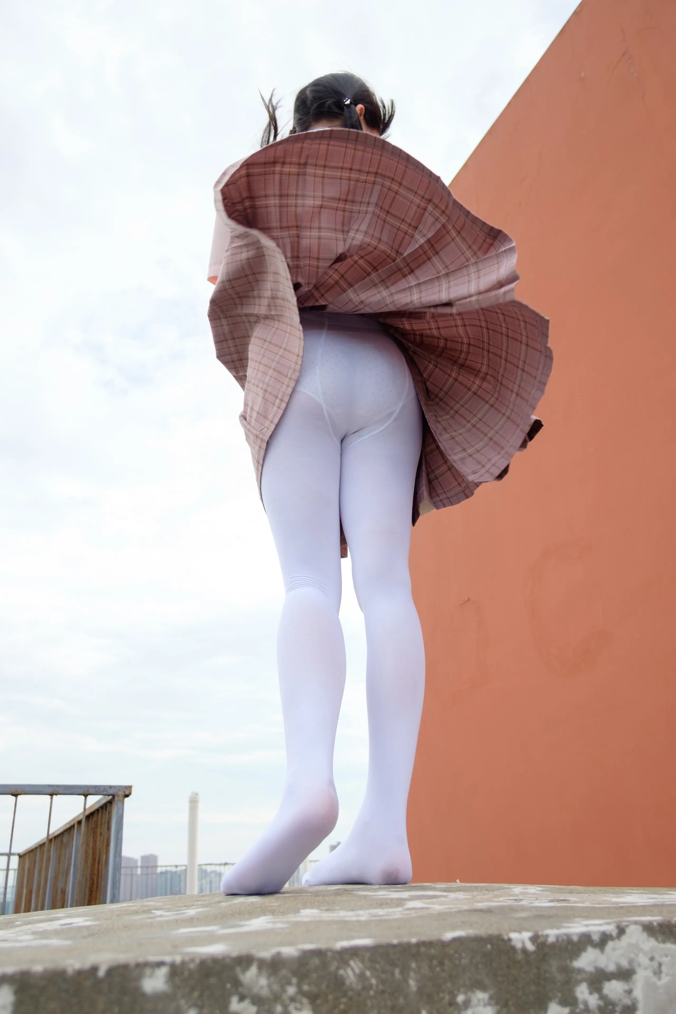 森萝财团 BETA 高中生的户外白丝 [91P]