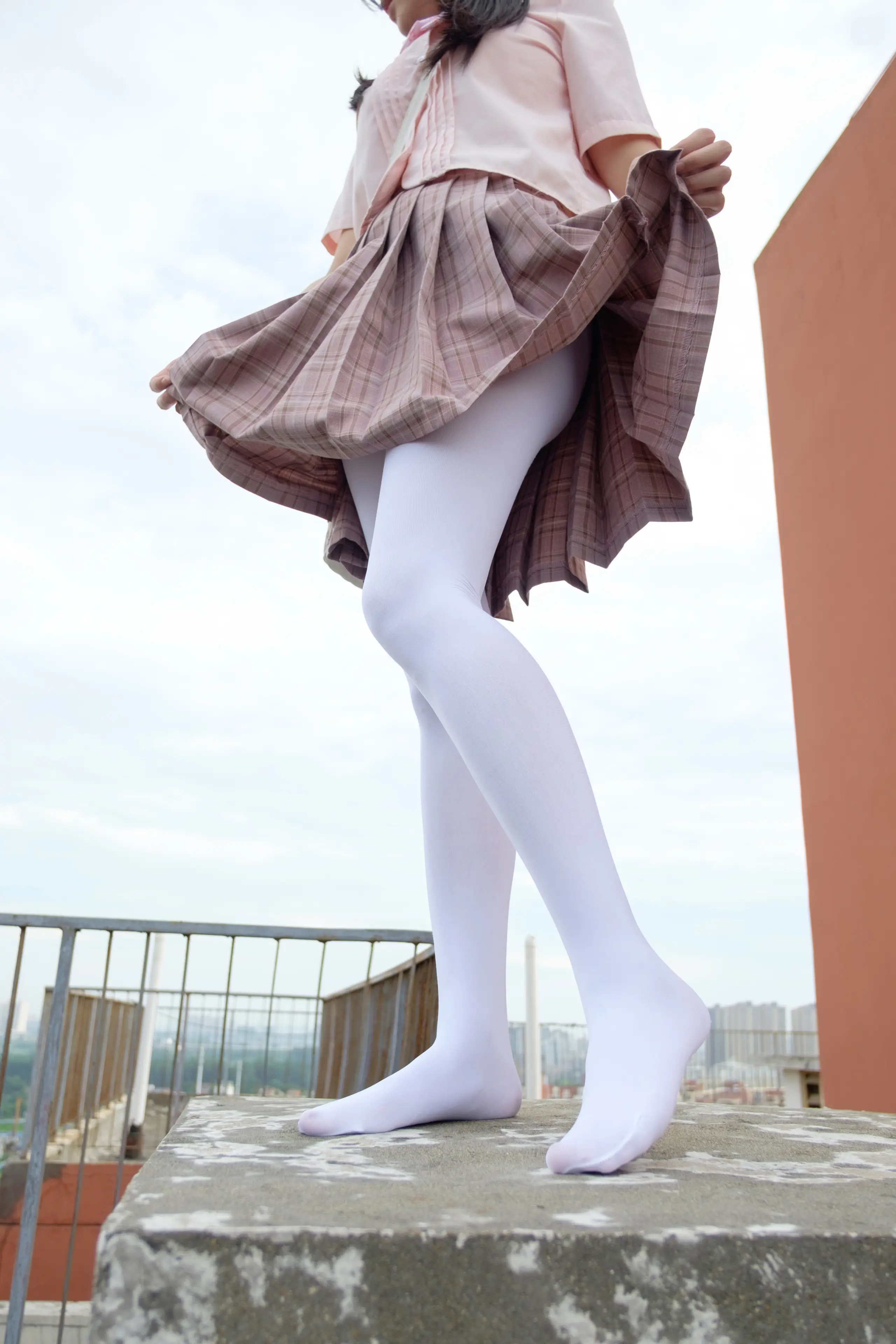 森萝财团 BETA 高中生的户外白丝 [91P]