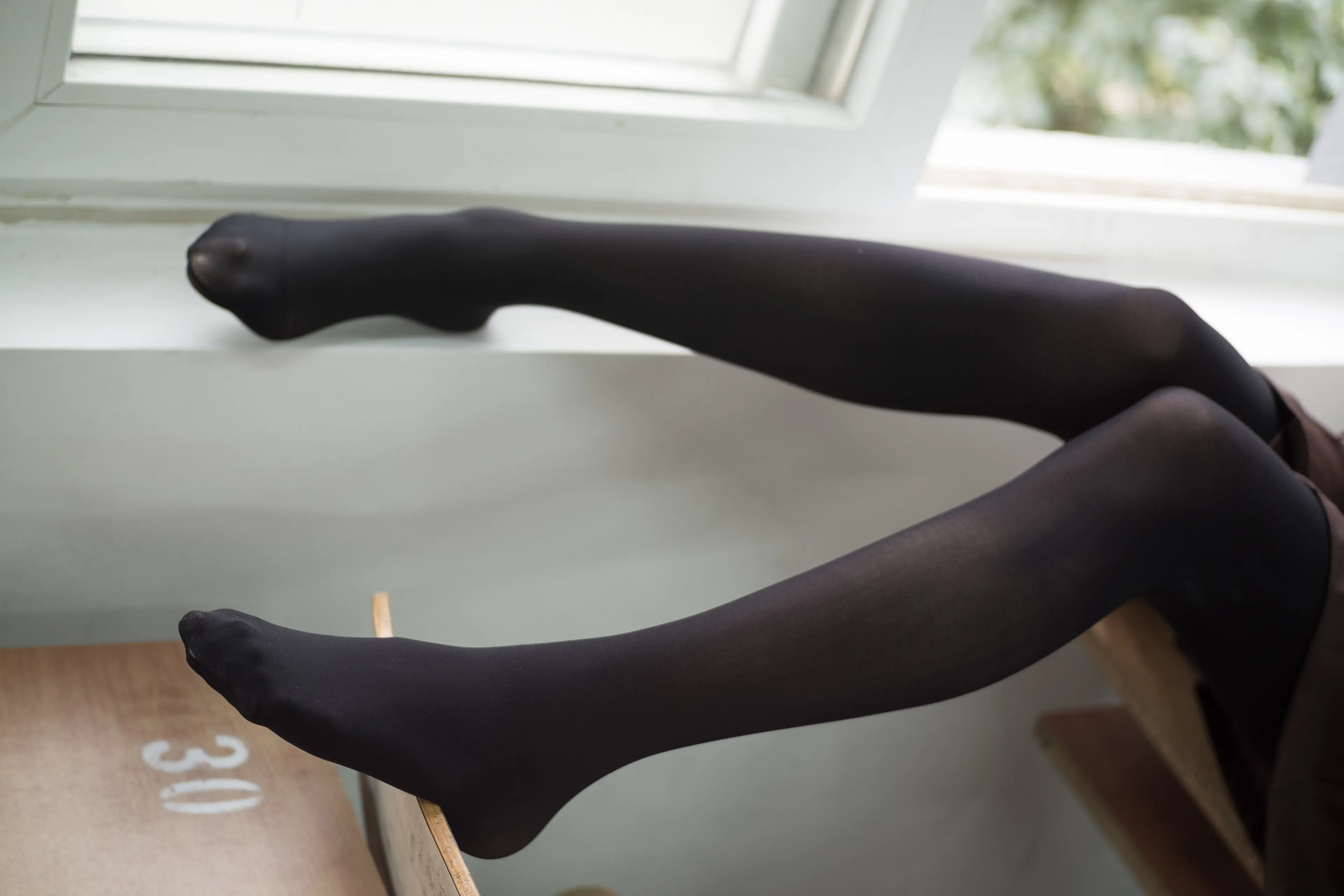 森萝财团 BETA 黑丝白丝外拍 [101P]