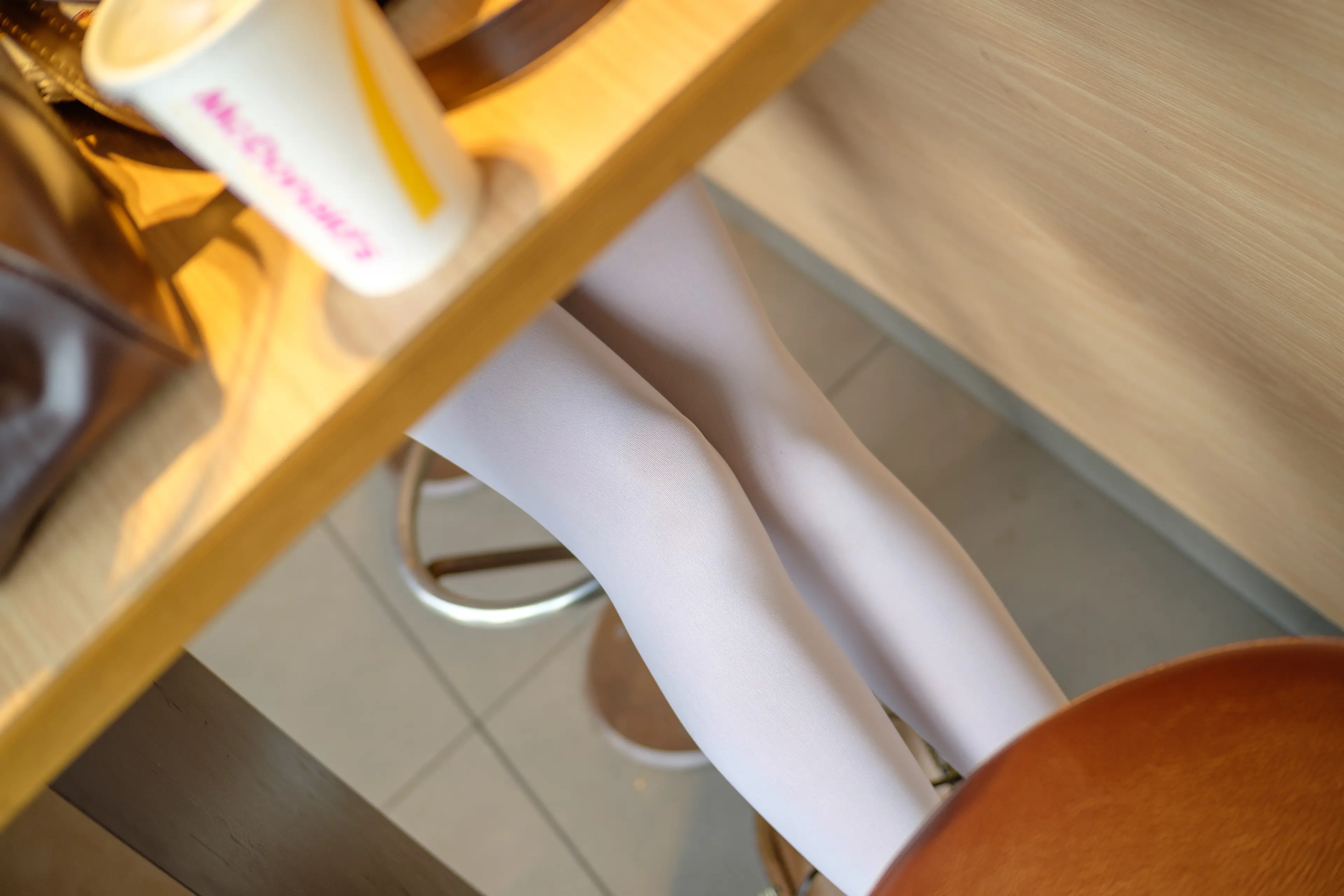 森萝财团 BETA 黑丝白丝外拍 [101P]