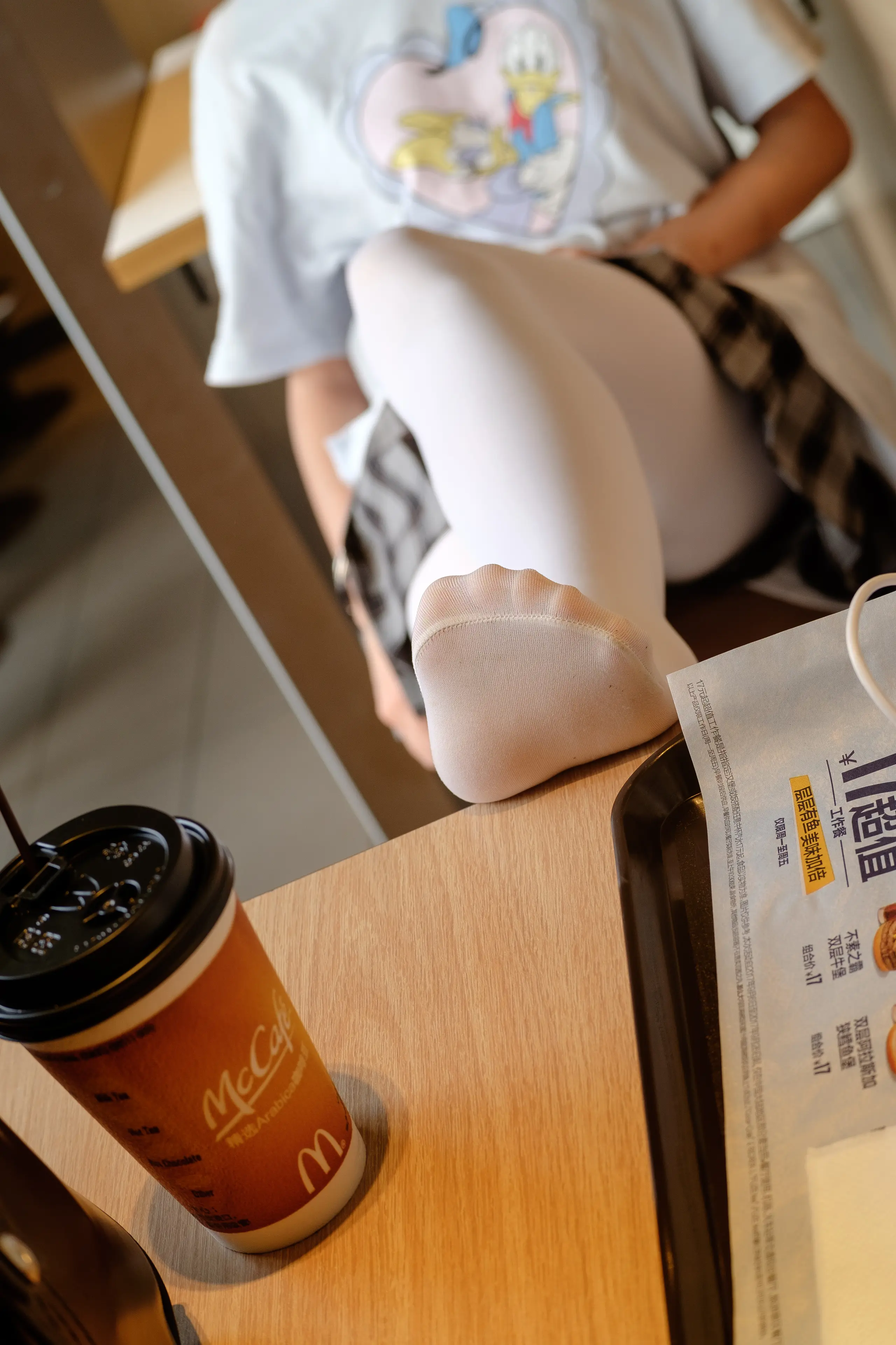 森萝财团 BETA 黑丝白丝外拍 [101P]