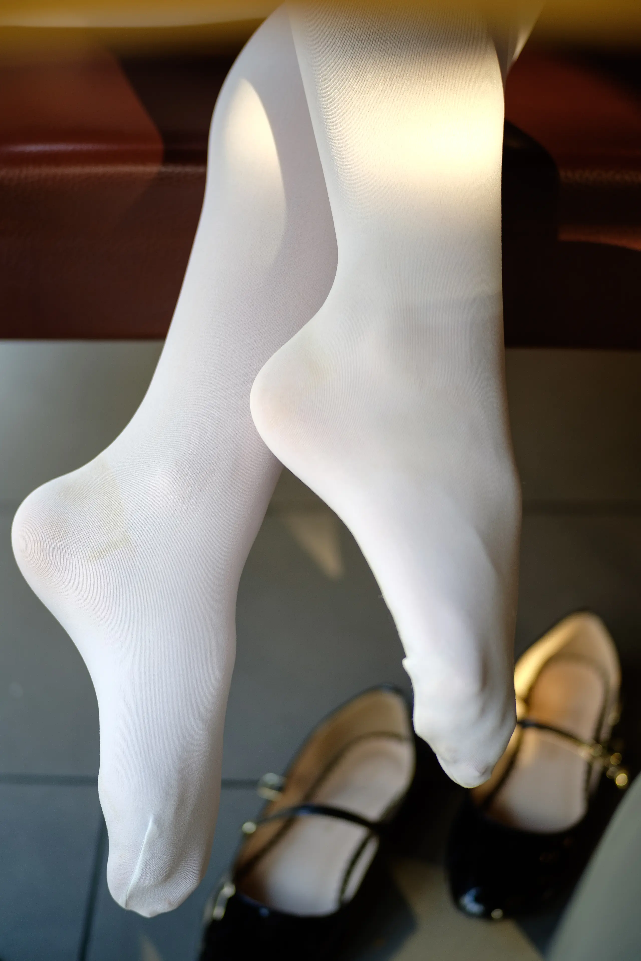 森萝财团 BETA 黑丝白丝外拍 [101P]