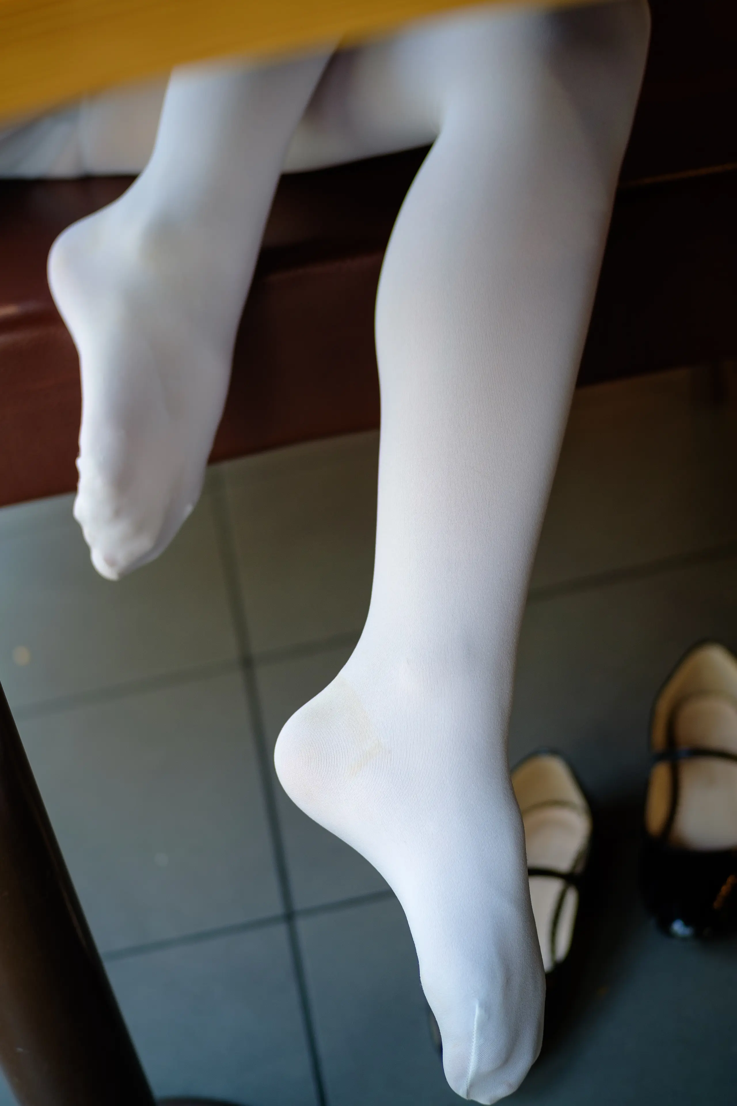 森萝财团 BETA 黑丝白丝外拍 [101P]