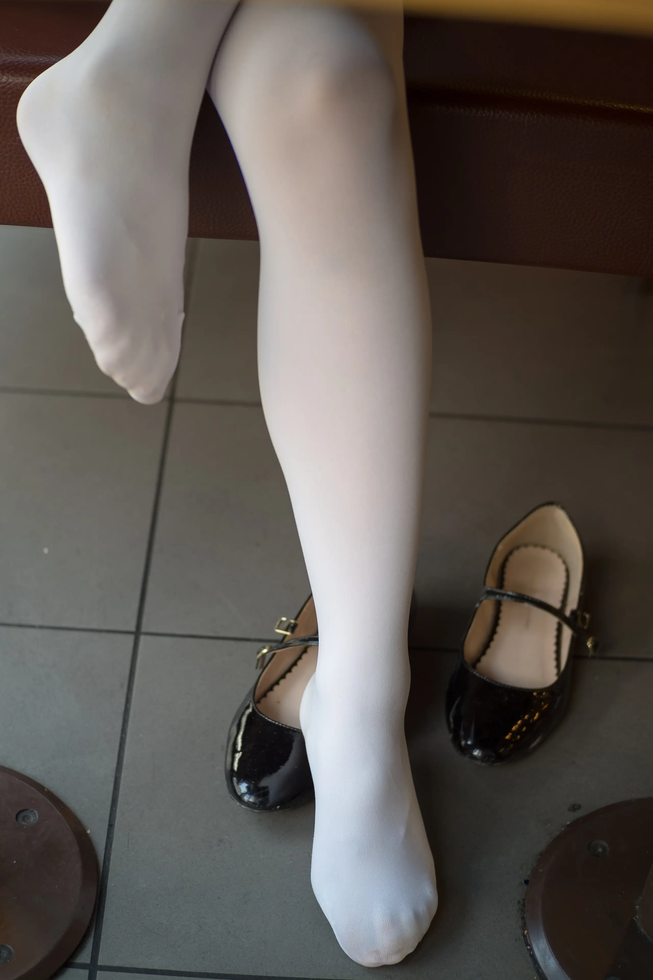 森萝财团 BETA 黑丝白丝外拍 [101P]